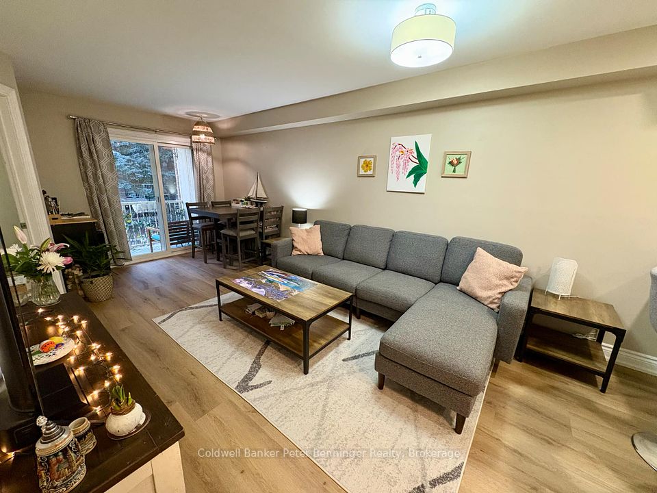 Living/dining room
