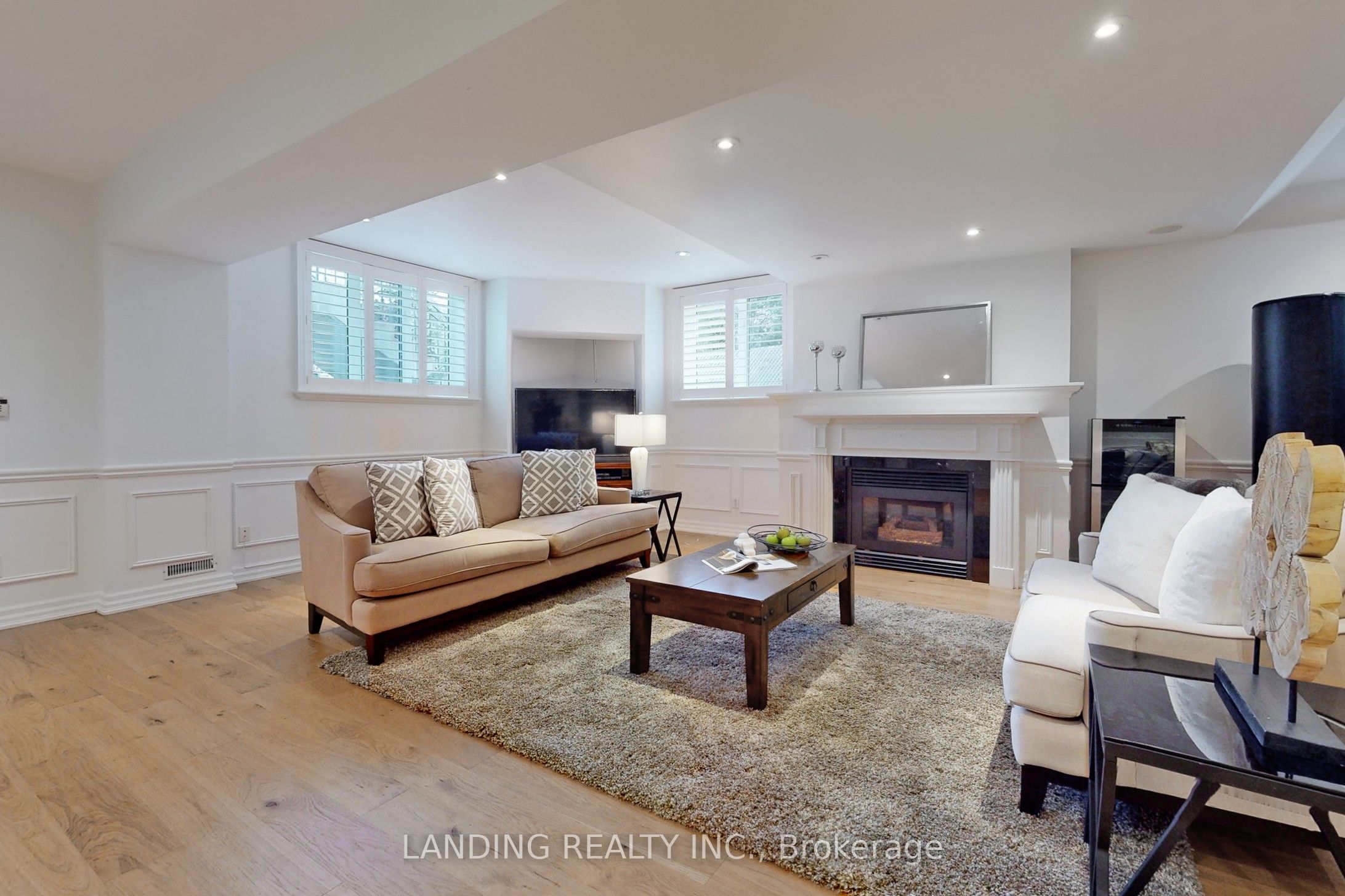 17 Claret Court
