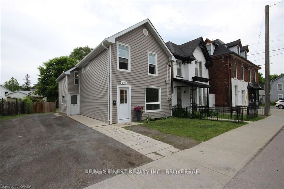 219 Montreal