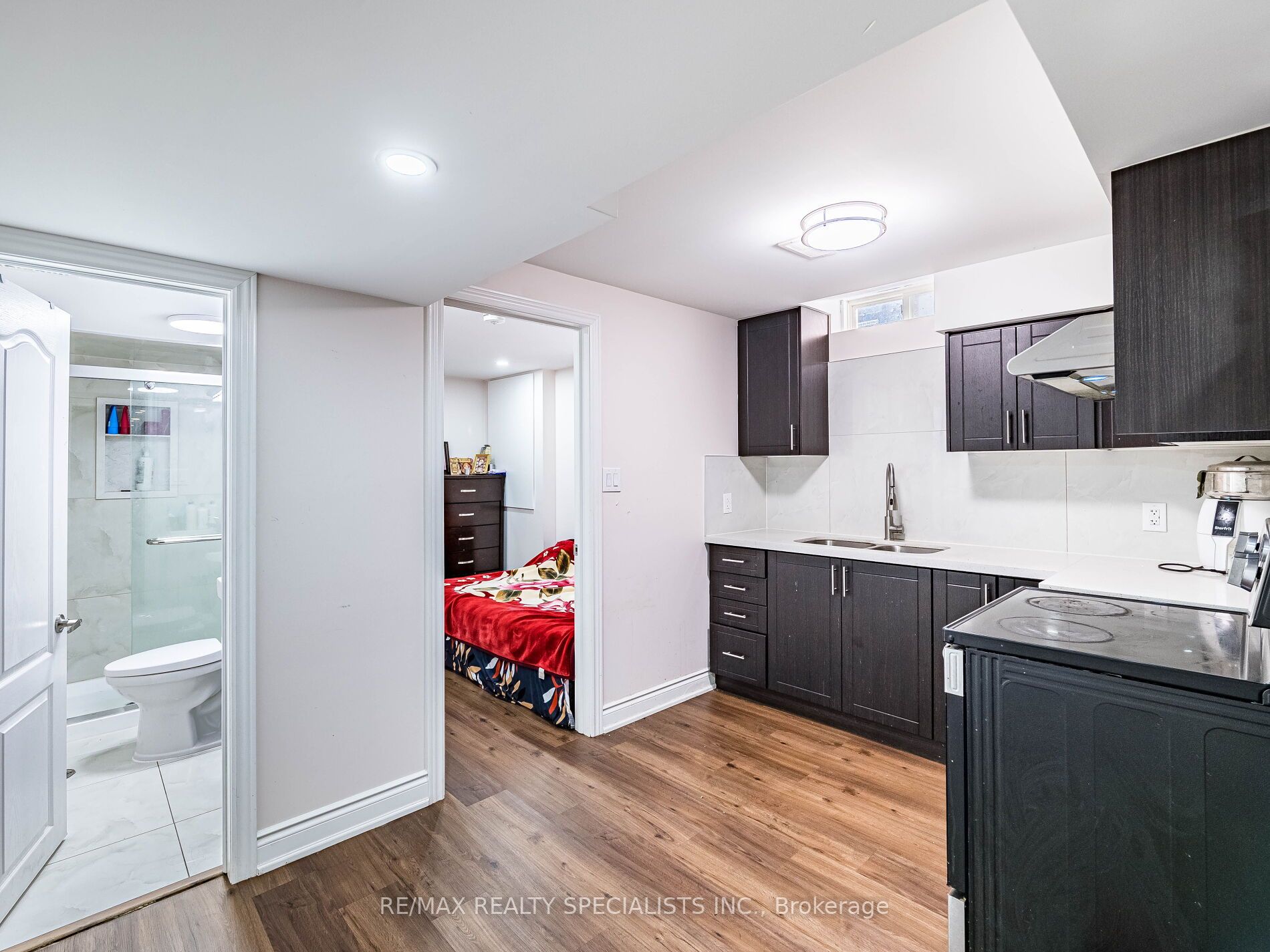 18 Jessop Drive