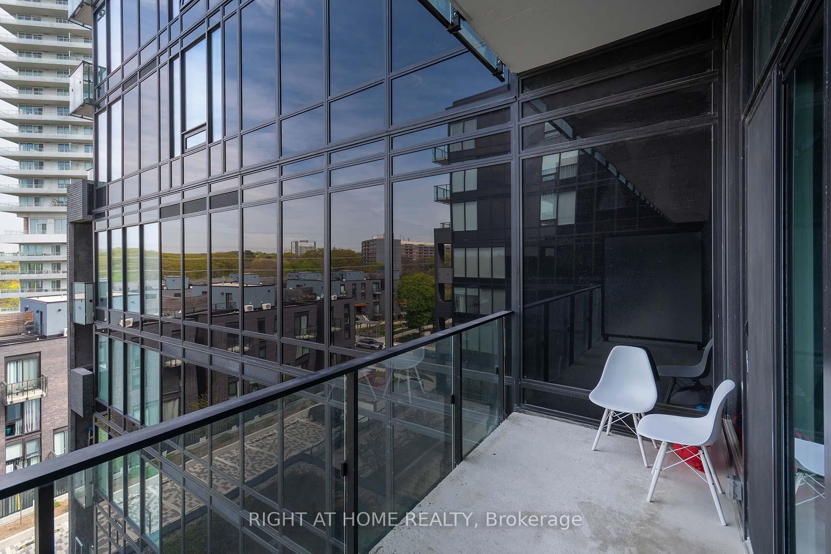 2 Bedrooms Condo at 4208 Dundas, Toronto For sale