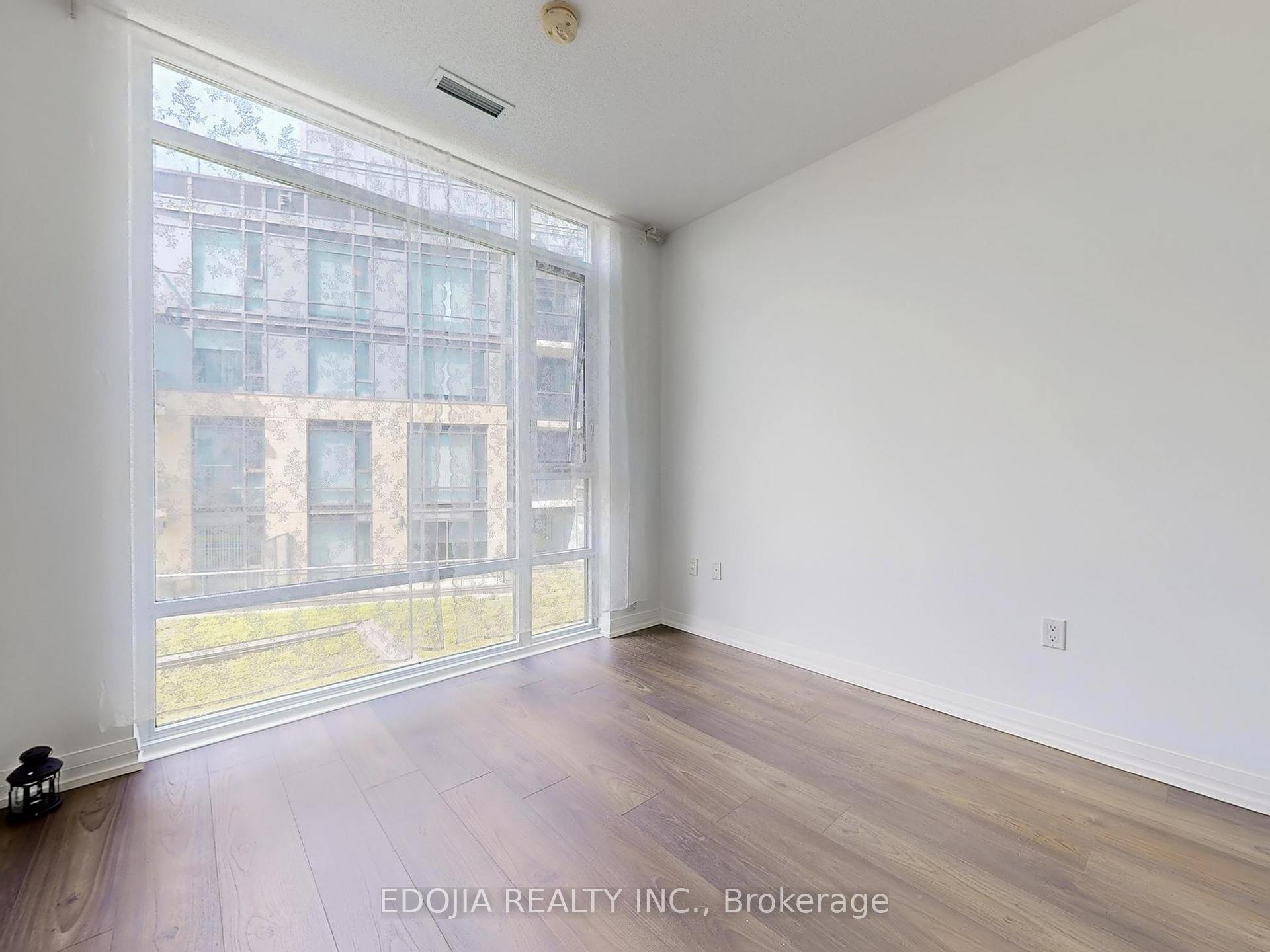 2 Bedrooms Condo at 50 Ann O’reilly, Toronto For sale