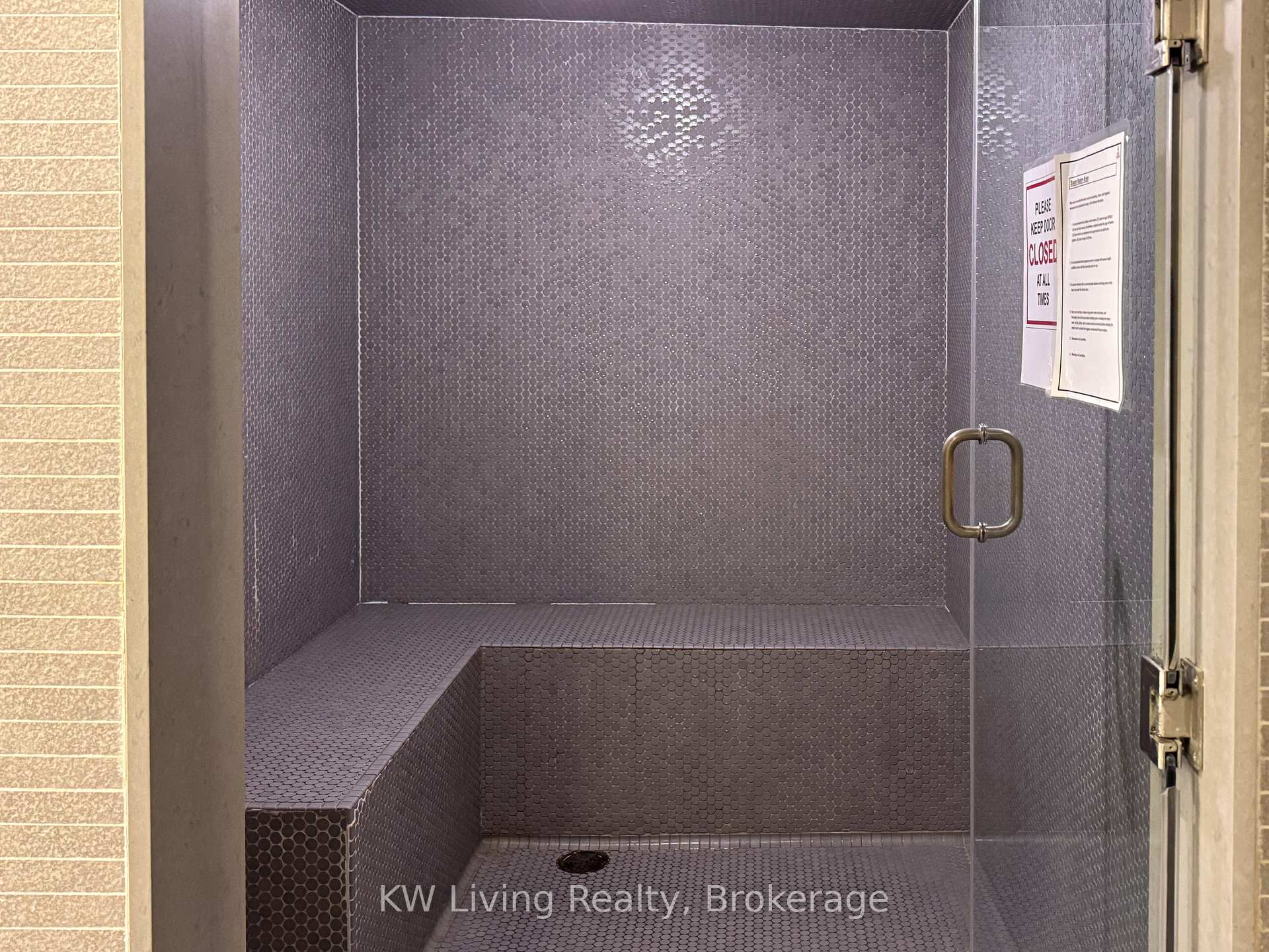 4 Bedrooms Condo at 500 Doris, Toronto For sale
