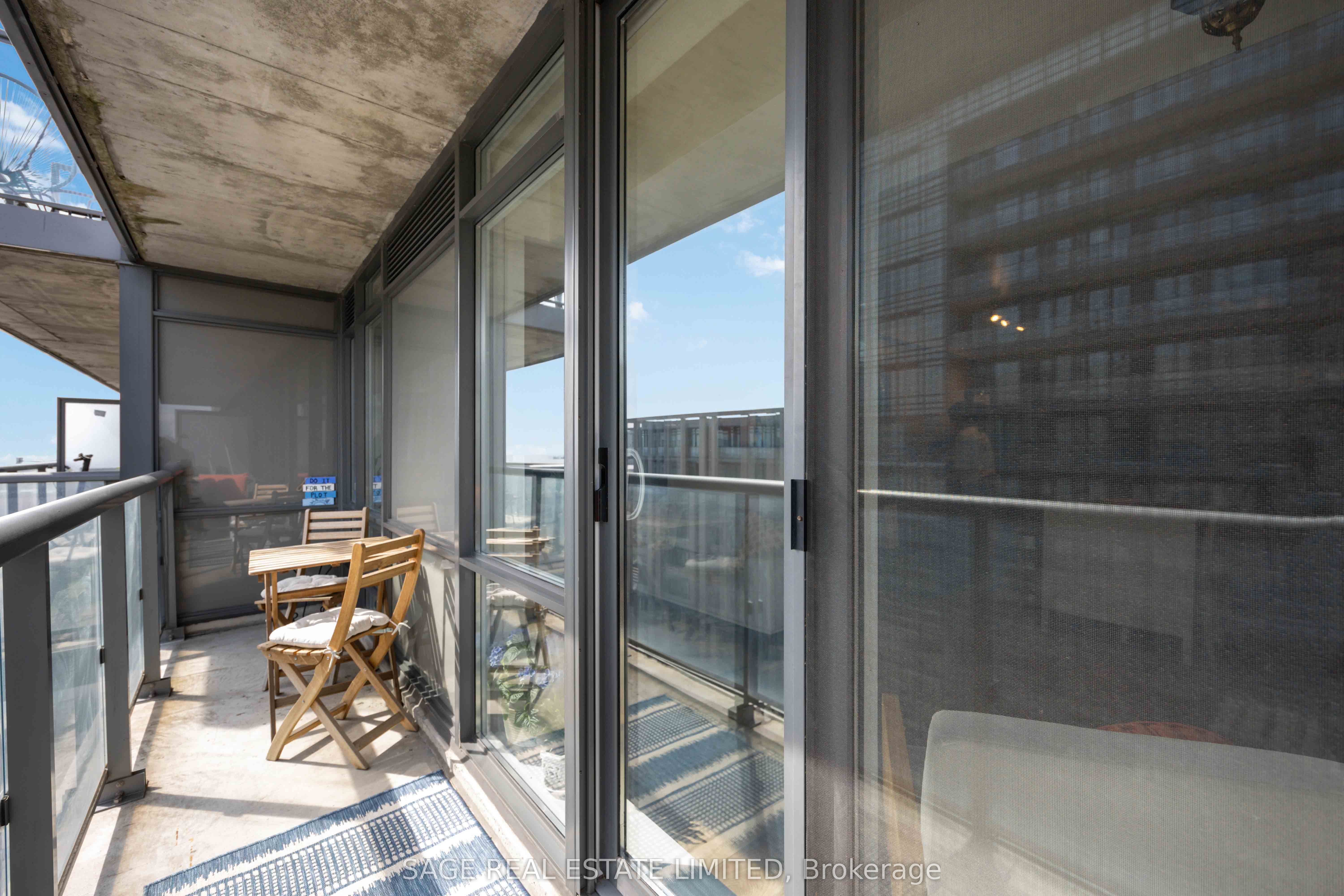 20 Joe Shuster Way, #1305