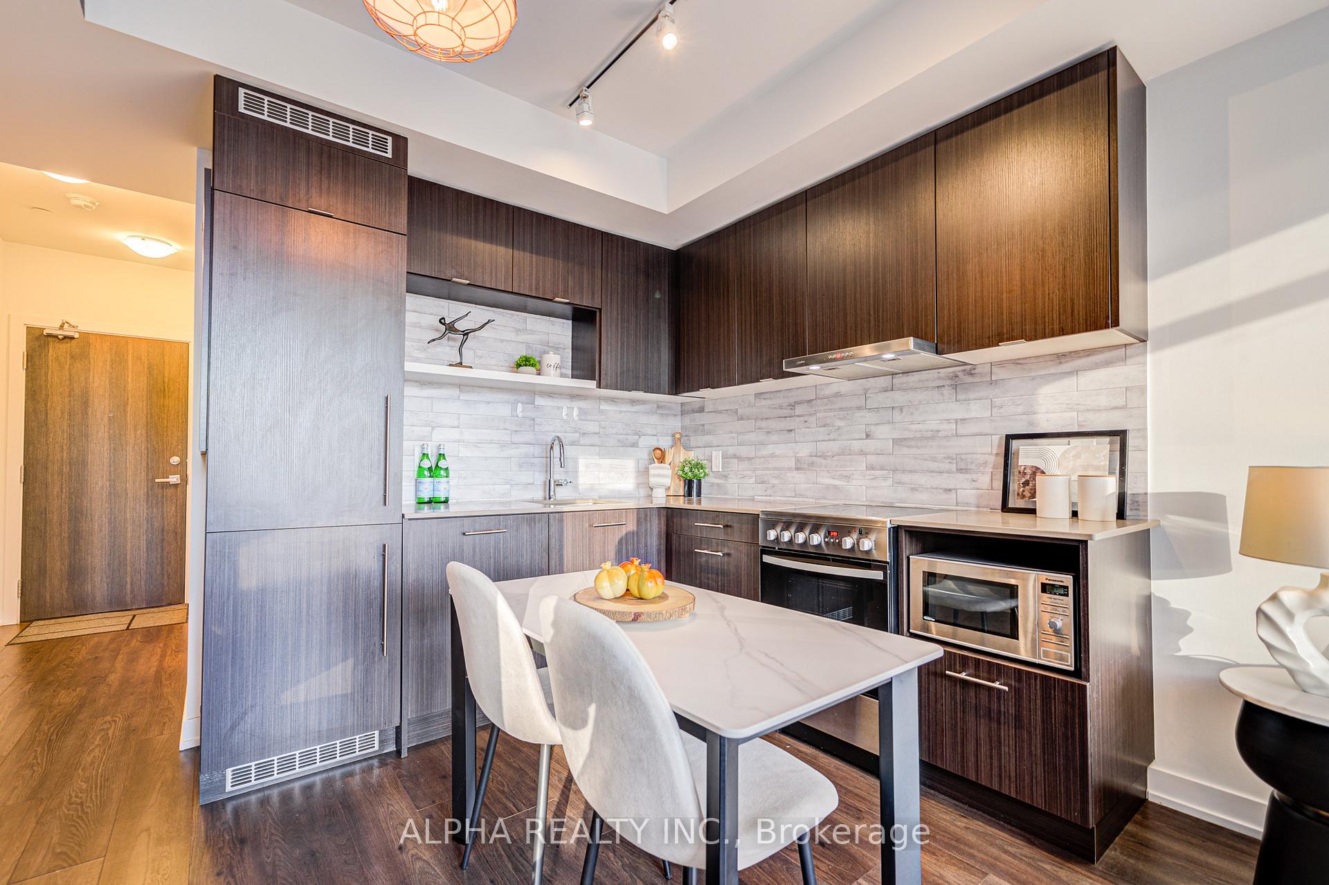 1 Bedroom Condo at 365 Church, Toronto For sale
