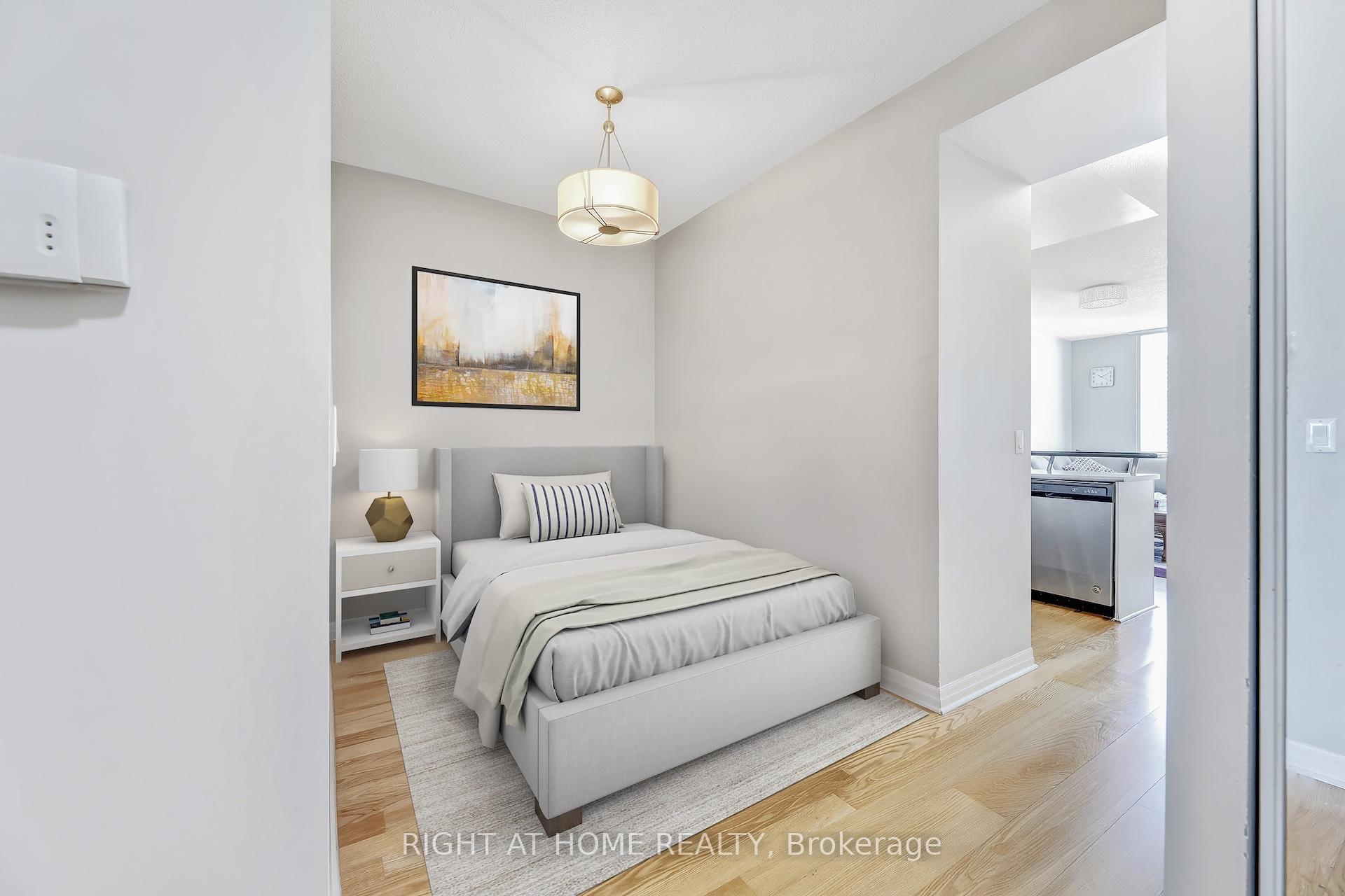 2 Bedrooms Condo at 3939 Duke Of York, Mississauga For sale