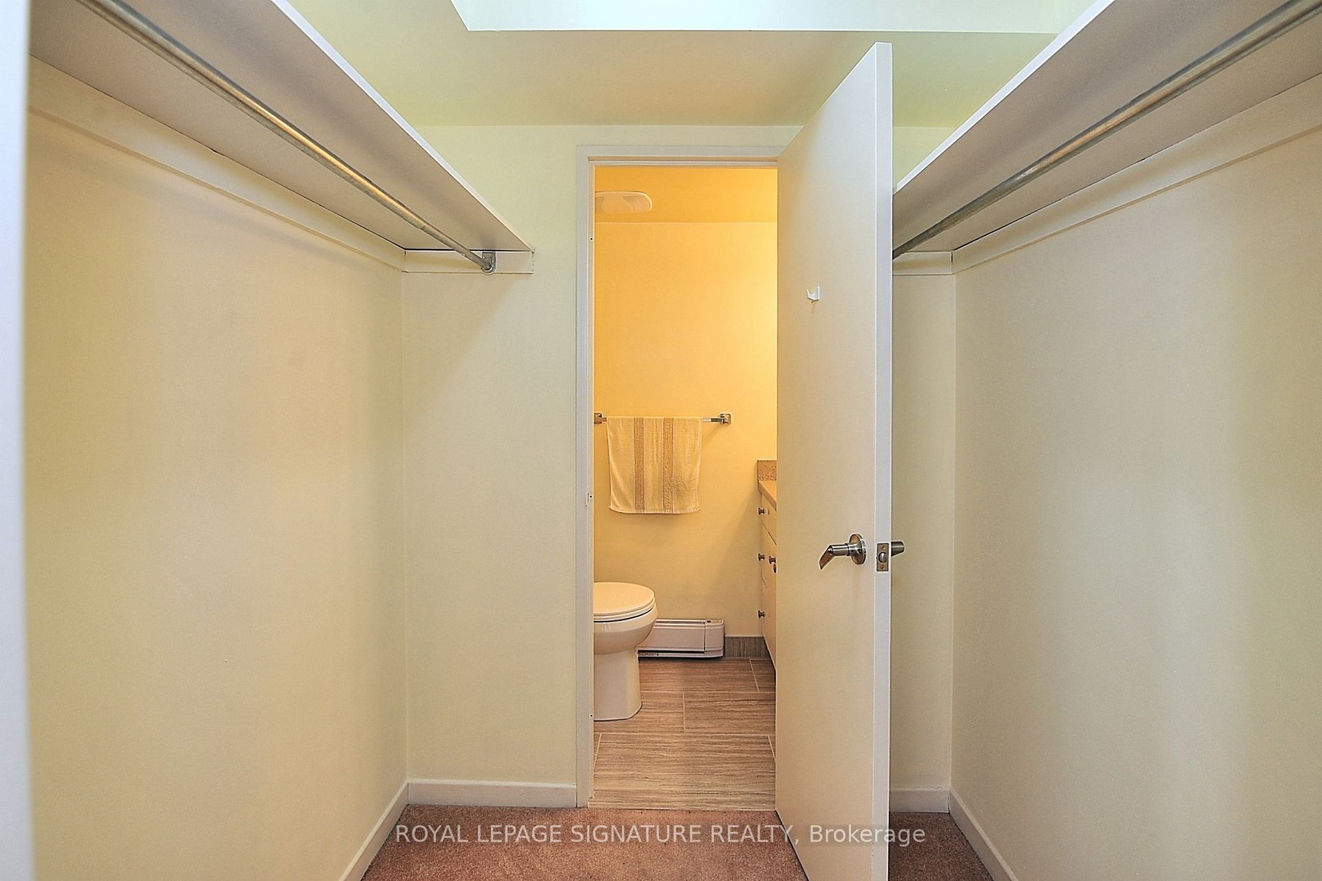 10 Tangreen Court, #702