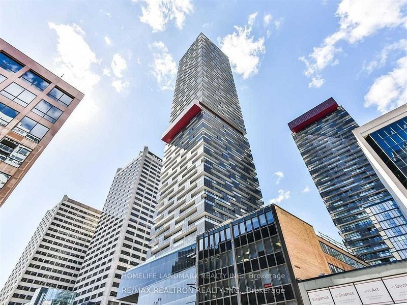 8 Eglinton