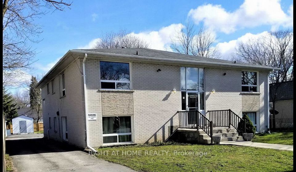 89 DONALD Street, Barrie, ON L4N 1E6