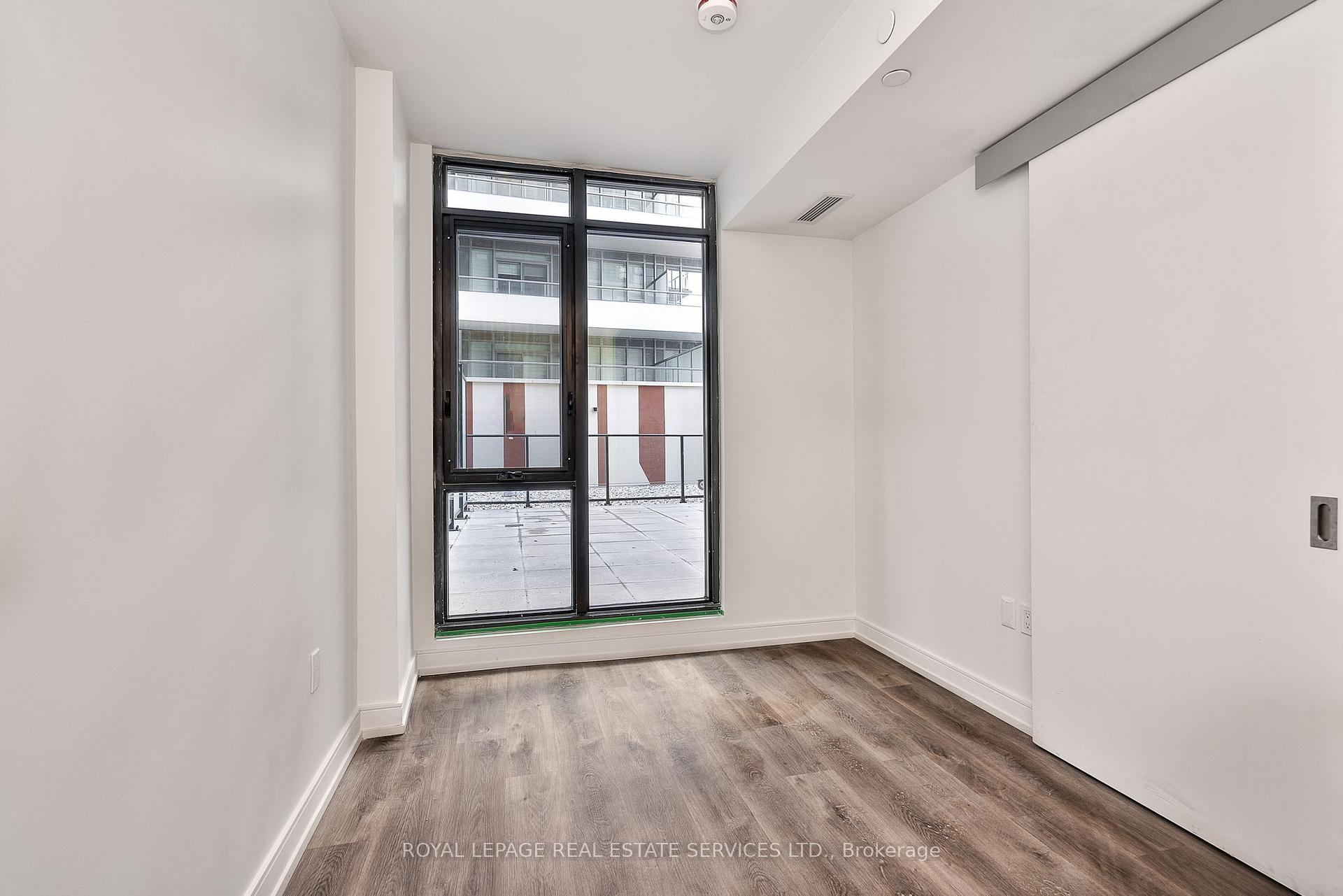 1 Bedroom Condo at 1 Jarvis, Hamilton For sale