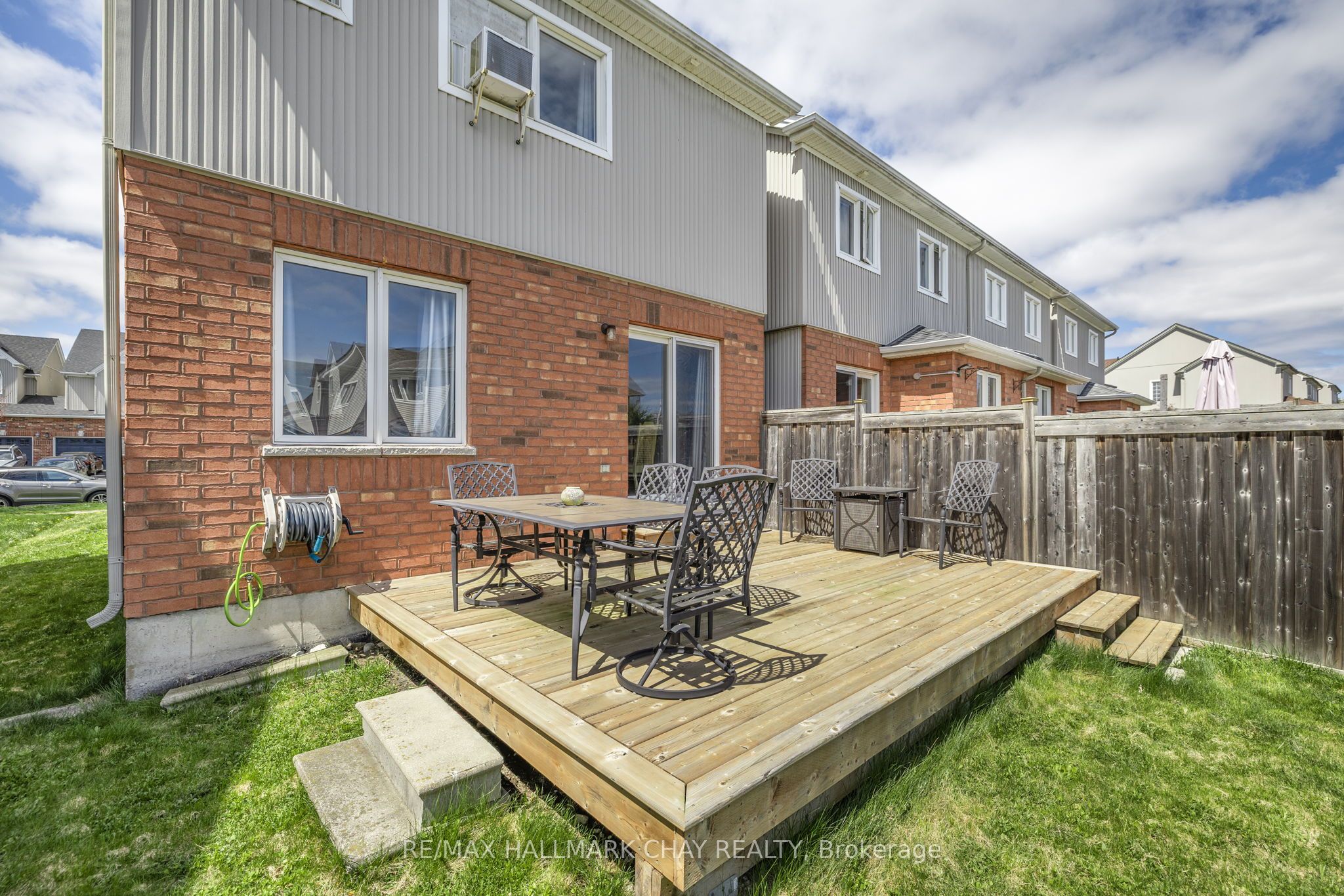 1765 Lamstone Street, Innisfil, ON L9S 5A1