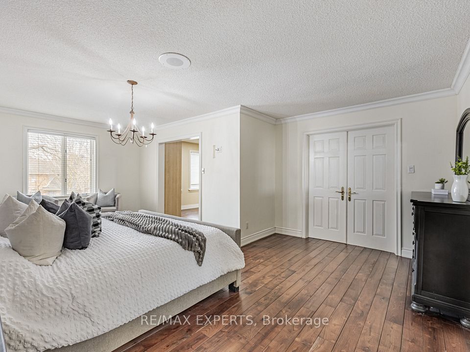 32 Rosebury Lane