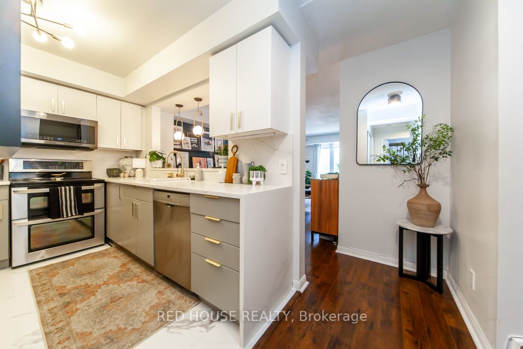 33 Canniff Street, #714