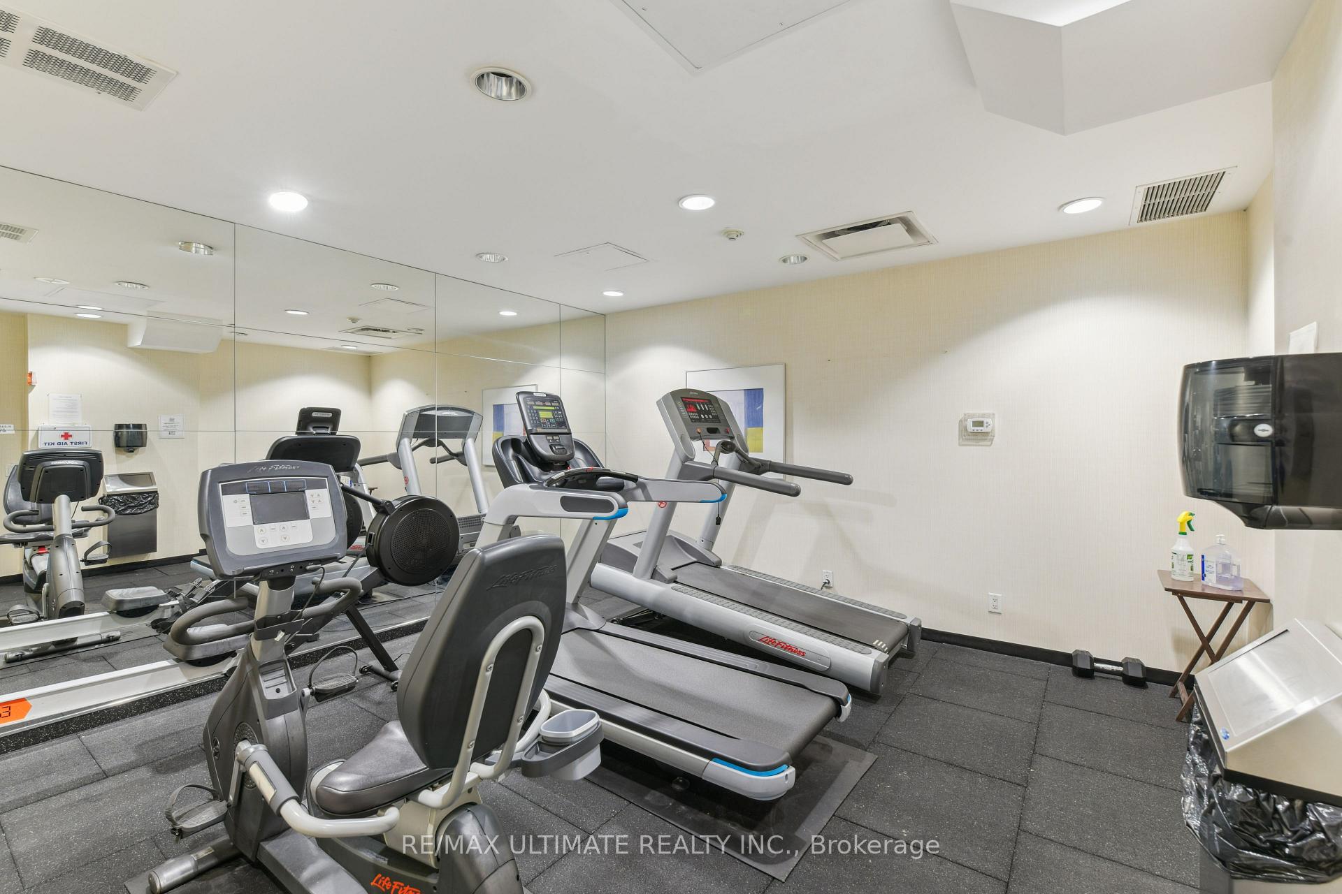 1 Bedroom Condo at 2325 Central Park, Oakville For sale