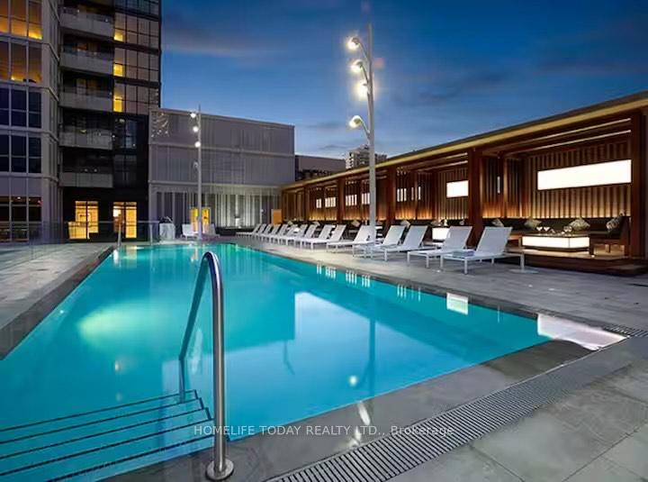 3 Bedrooms Condo at 300 Front, Toronto For sale