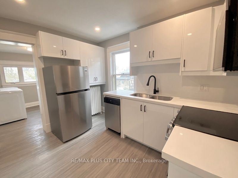 #2 - 953 Montclair Avenue, Hamilton, ON L8M 2E3