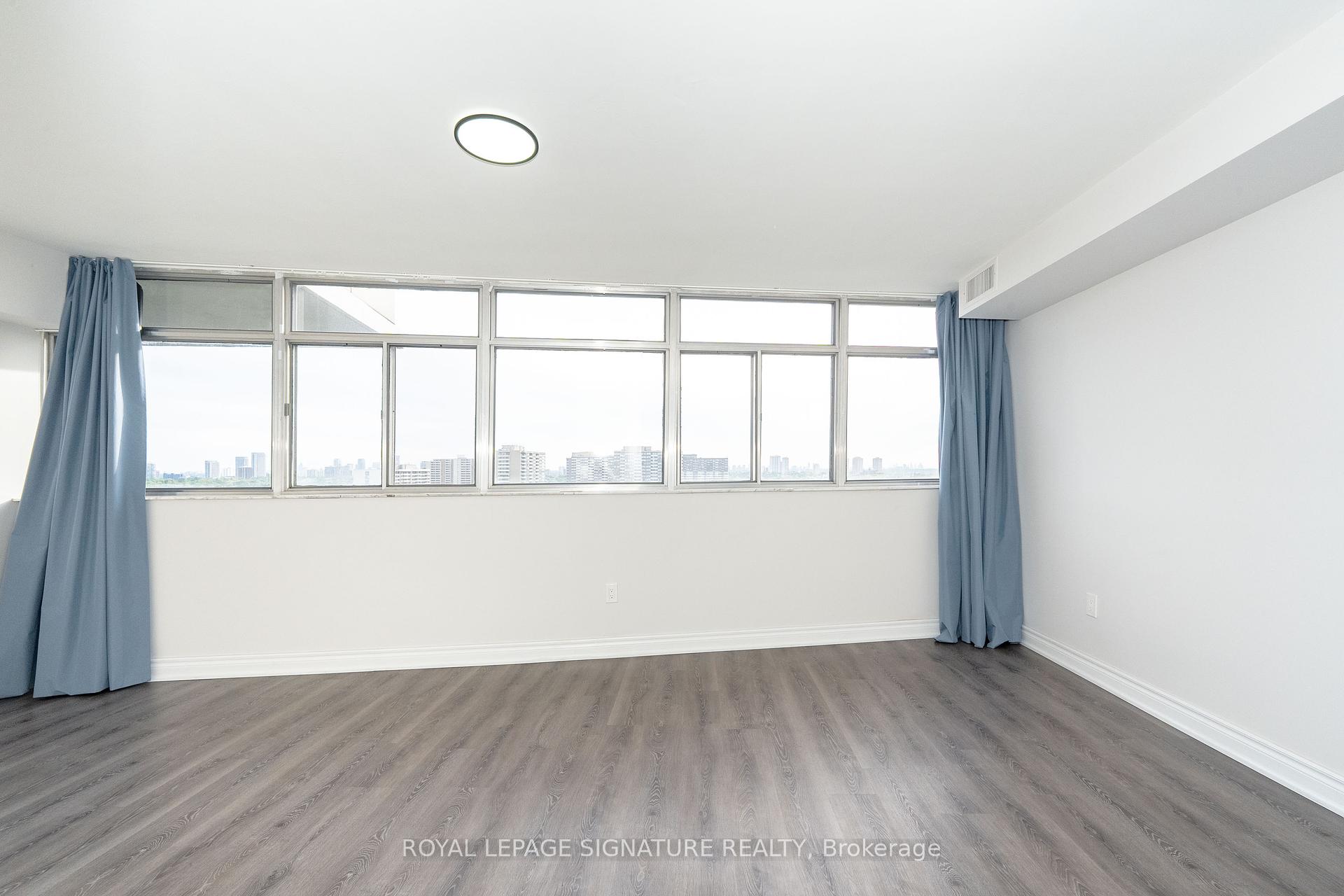 3 Bedrooms Condo at 3151 Bridletowne, Toronto For sale