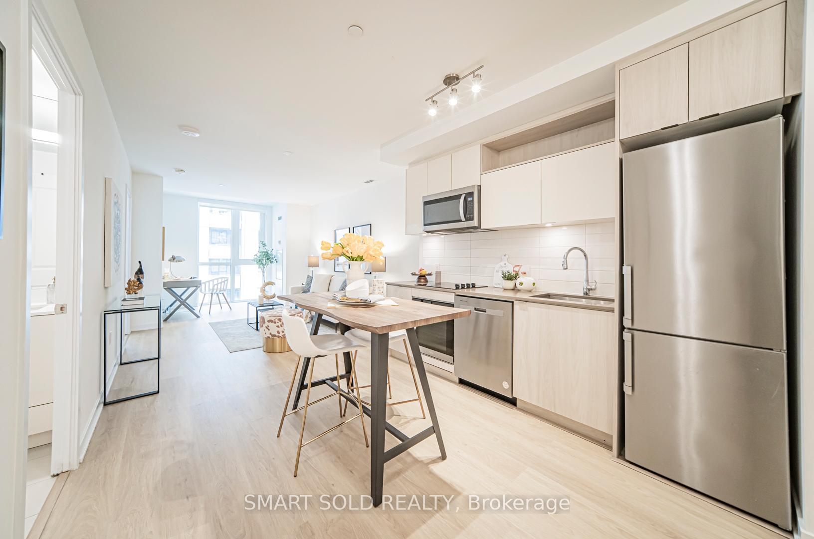 2 Bedrooms Condo at 100 Dalhousie, Toronto For sale