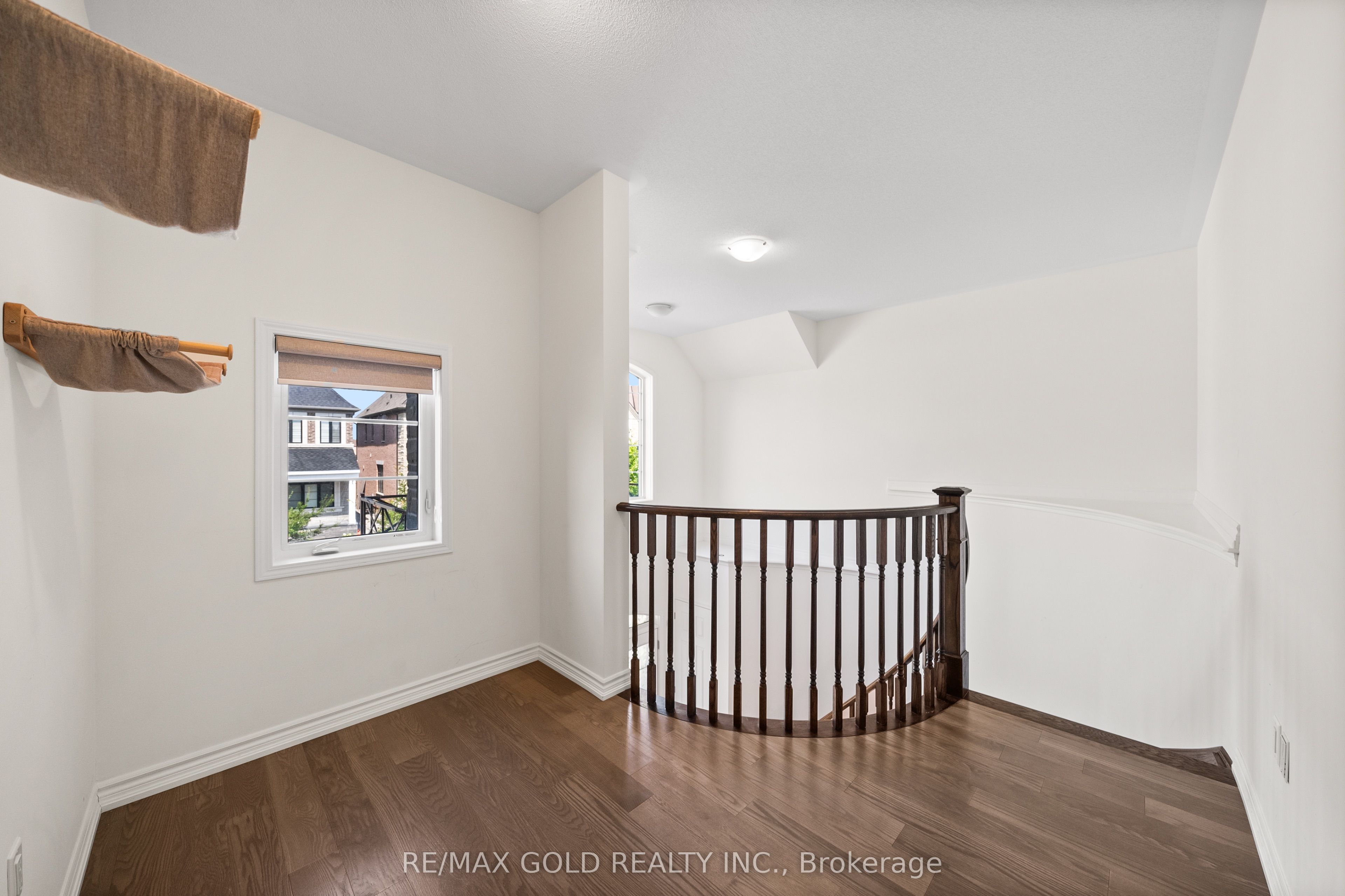 31 Streamside Street