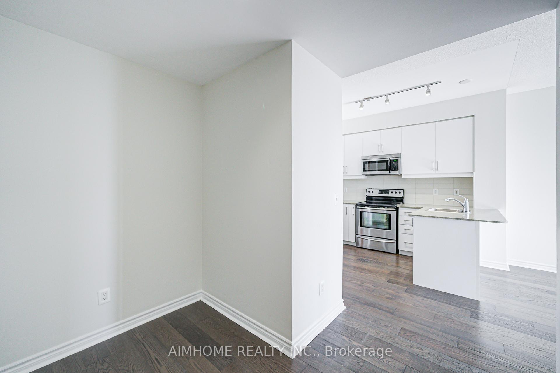 2 Bedrooms Condo at 2885 Bayview, Toronto For sale