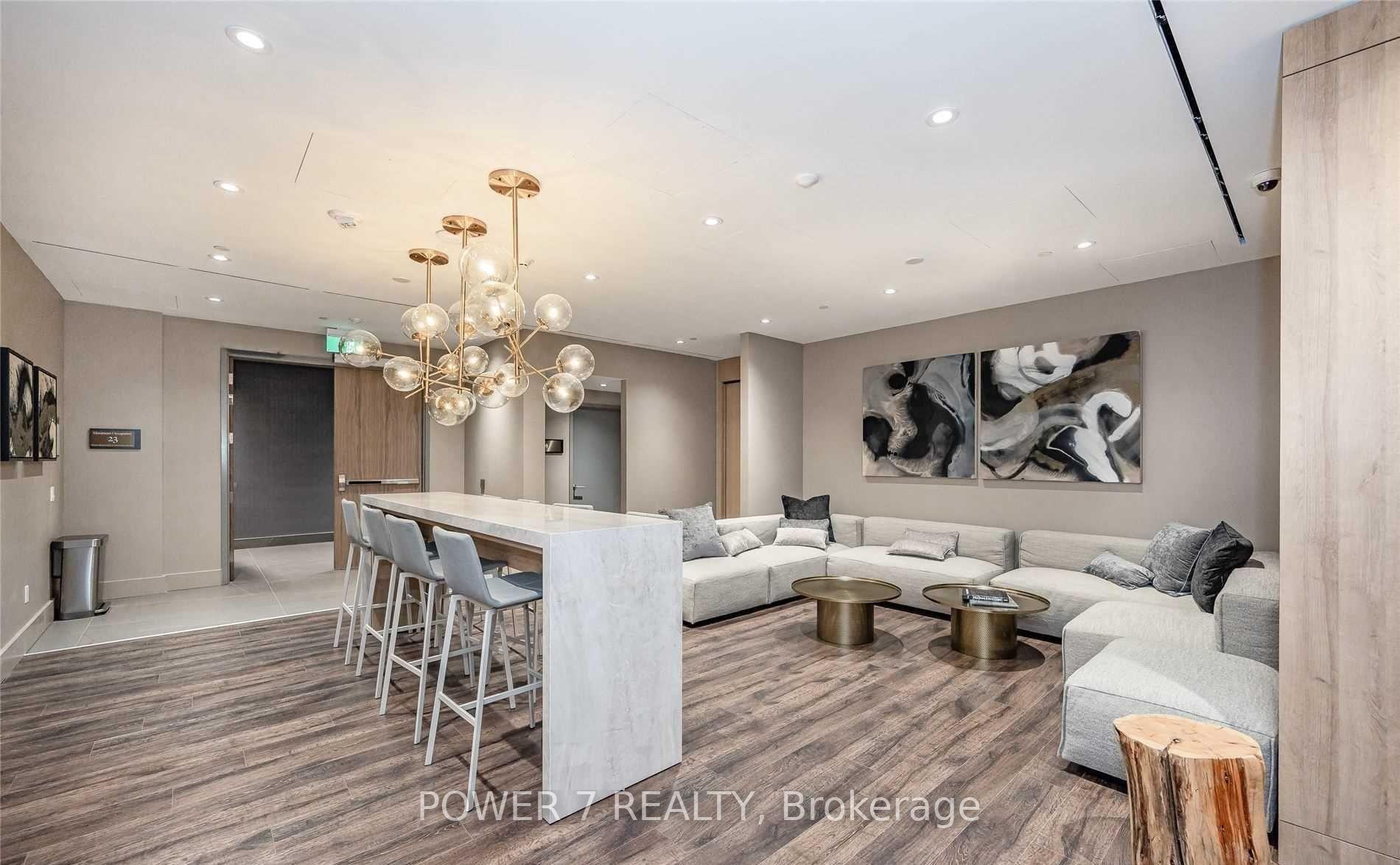 #1001 – 21 Park Street, Mississauga, ON L5G 1L7