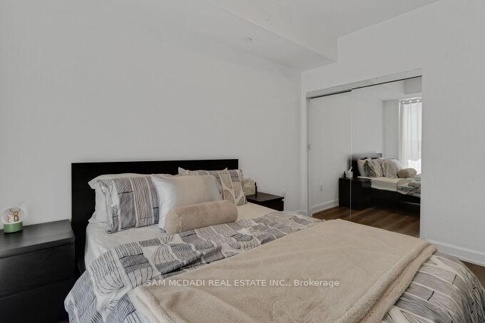 1 Bedroom Condo at 3200 William Coltson, Oakville For sale