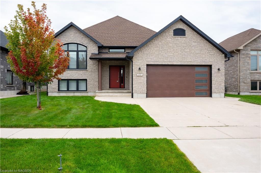 432 DEVONSHIRE Road Saugeen Shores Ontario N0H 2C6