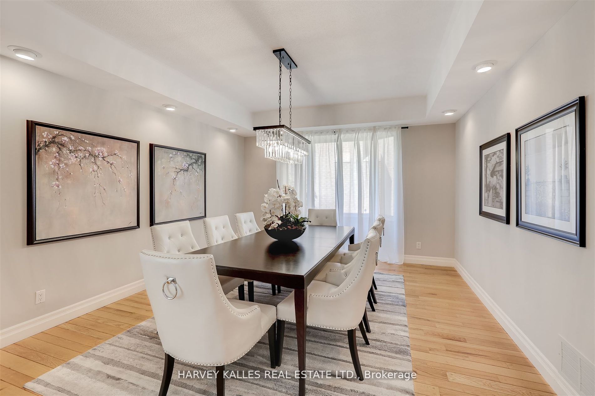 62 Prince Edward Boulevard