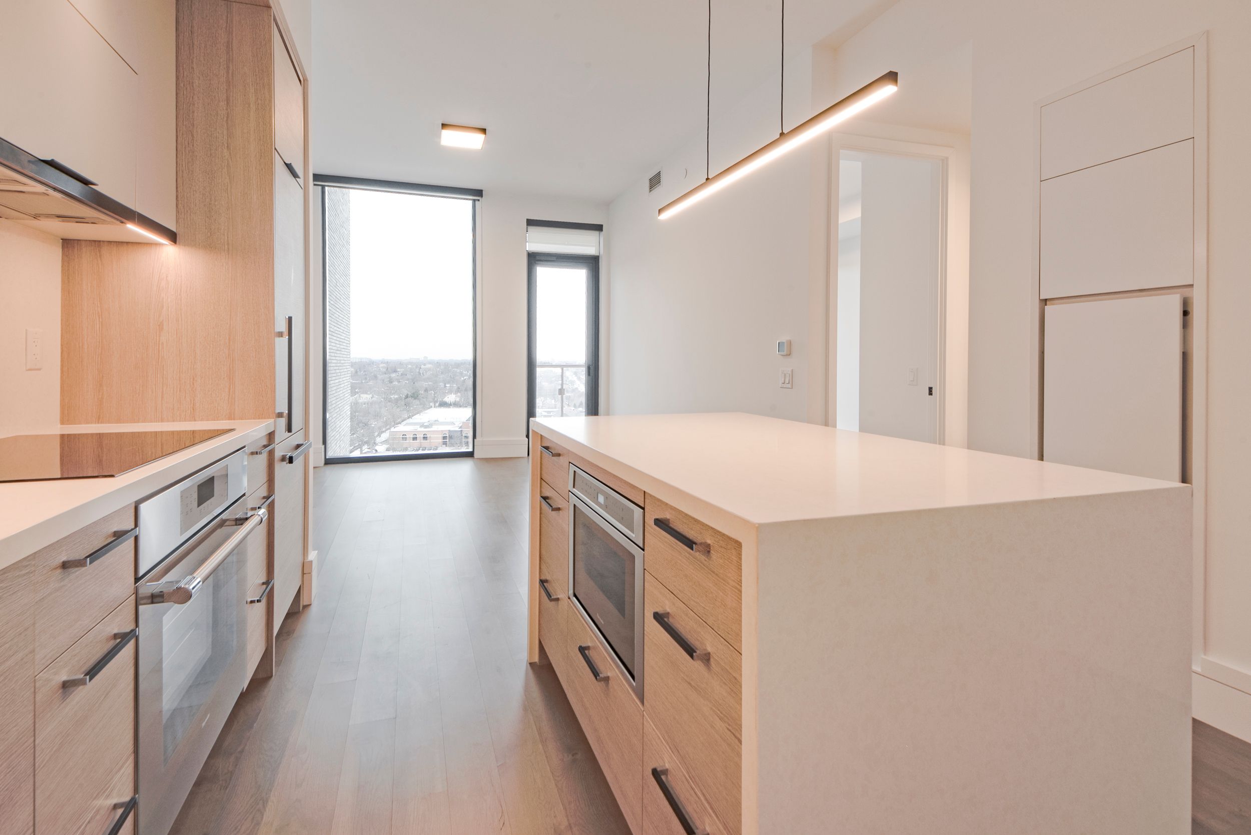 215 Lonsdale Road 1607