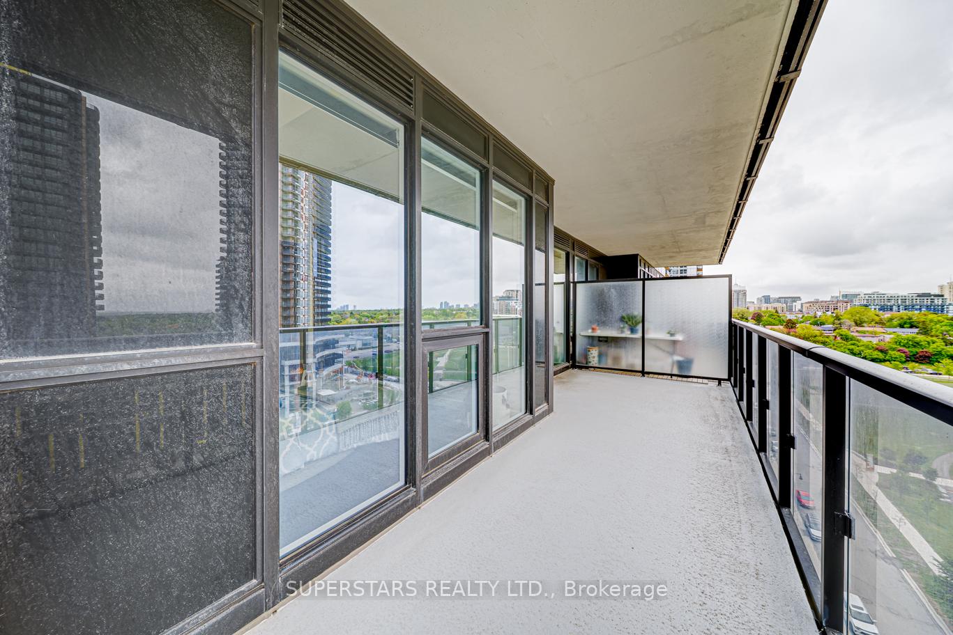 1 Bedroom Condo at 95 Mcmahon, Toronto For sale