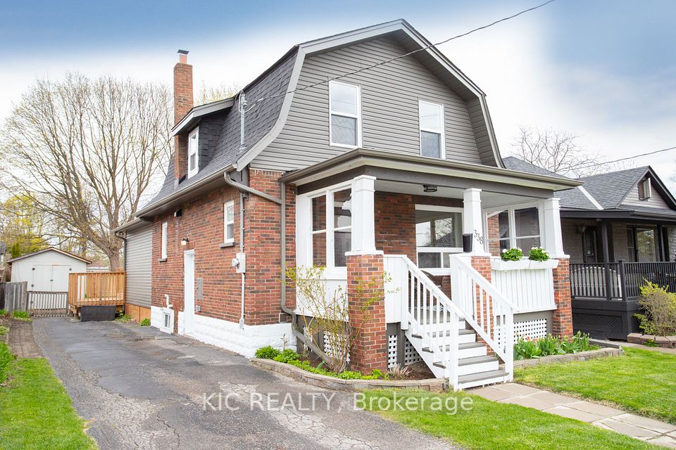 338 Colborne