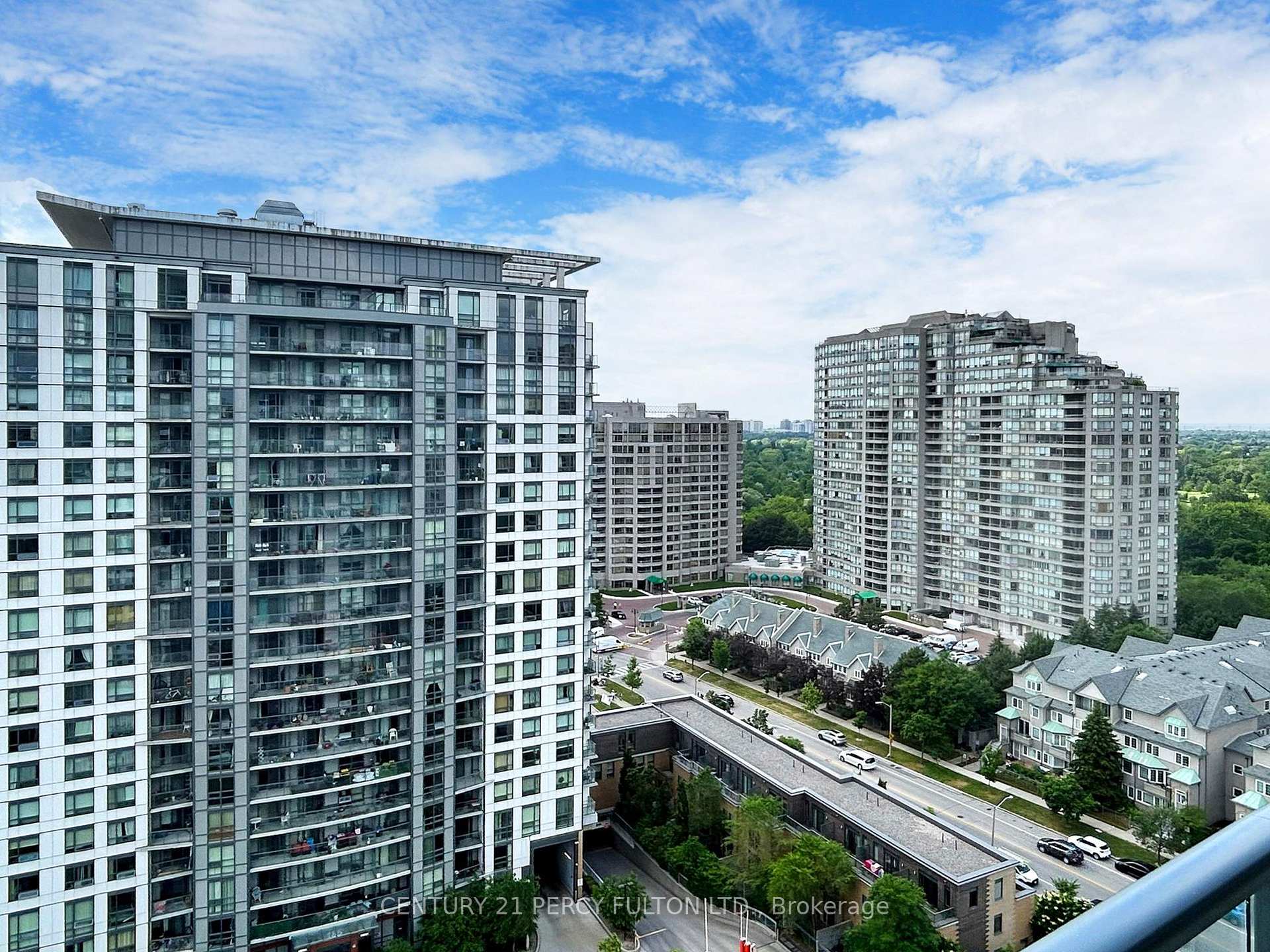 2 Bedrooms Condo at 195 Bonis, Toronto For sale