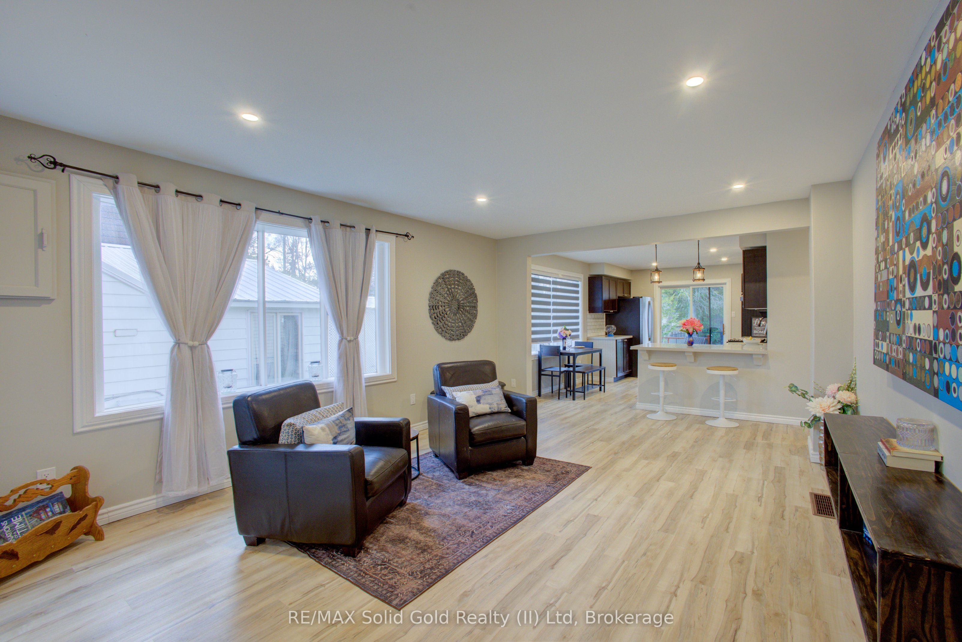 59 59th Street S