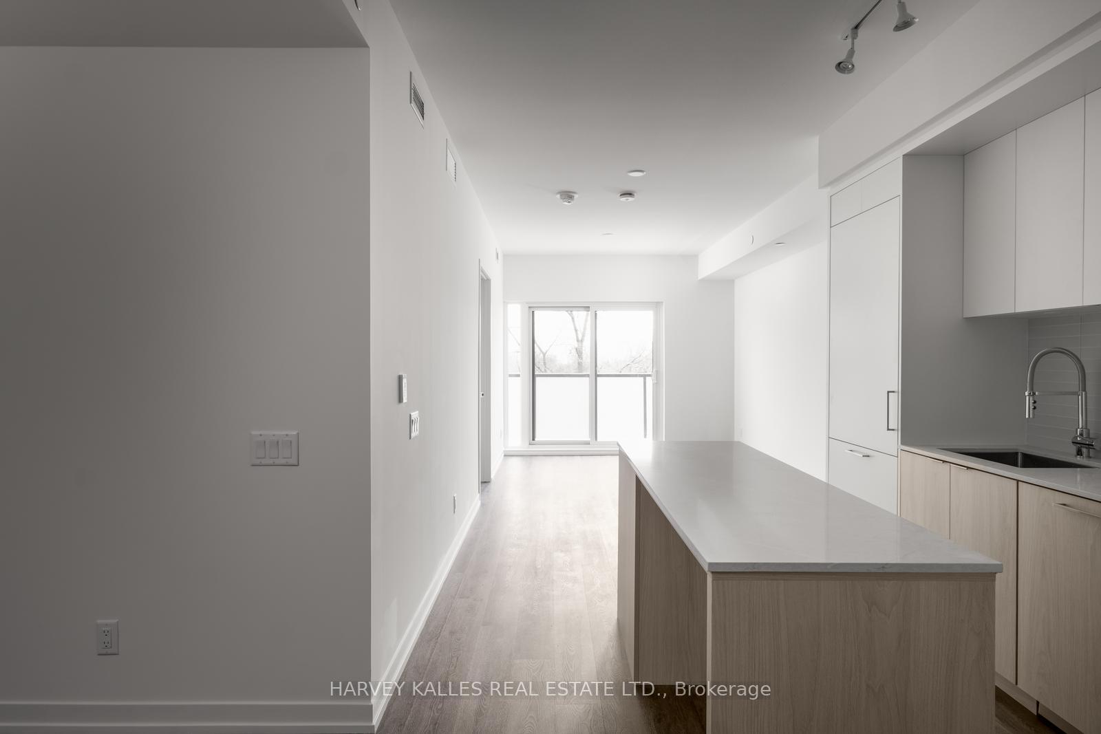 863 St Clair Avenue W 309