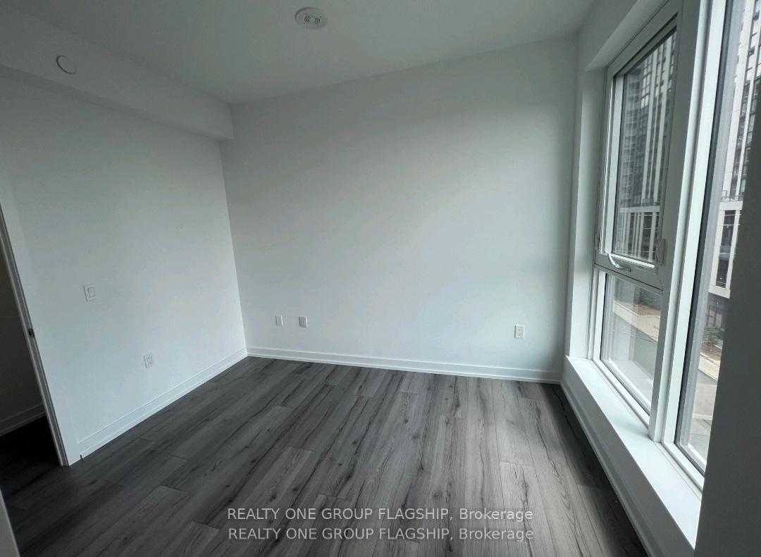 2 Bedrooms Condo at 1195 The Queensway, Toronto For sale