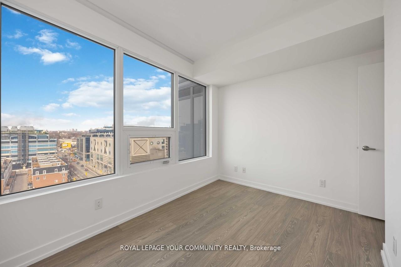 2 Bedrooms Condo at 19 Western Battery, Toronto For sale