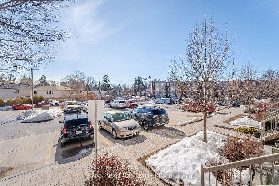 3 Bedrooms Condo at 4711 Kingston,  Toronto For sale