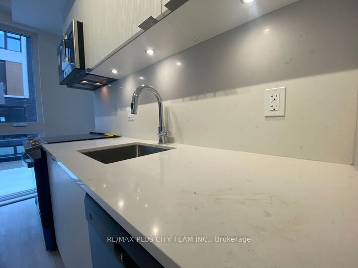 178 Clonmore Drive #BlkB #9, Toronto E06 Birchcliffe-Cliffside