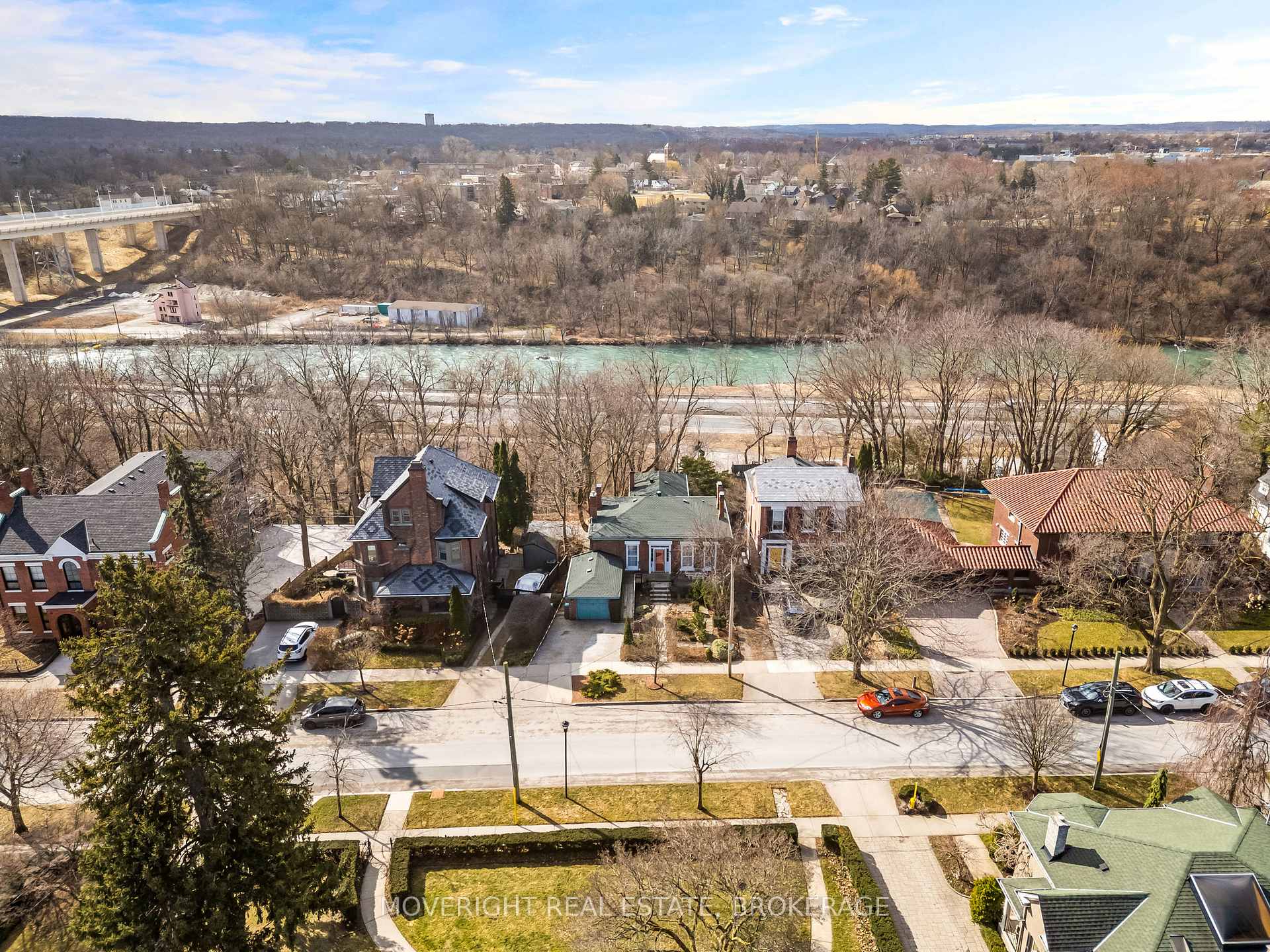 31 Yates Street, St. Catharines, ON L2R 5R3