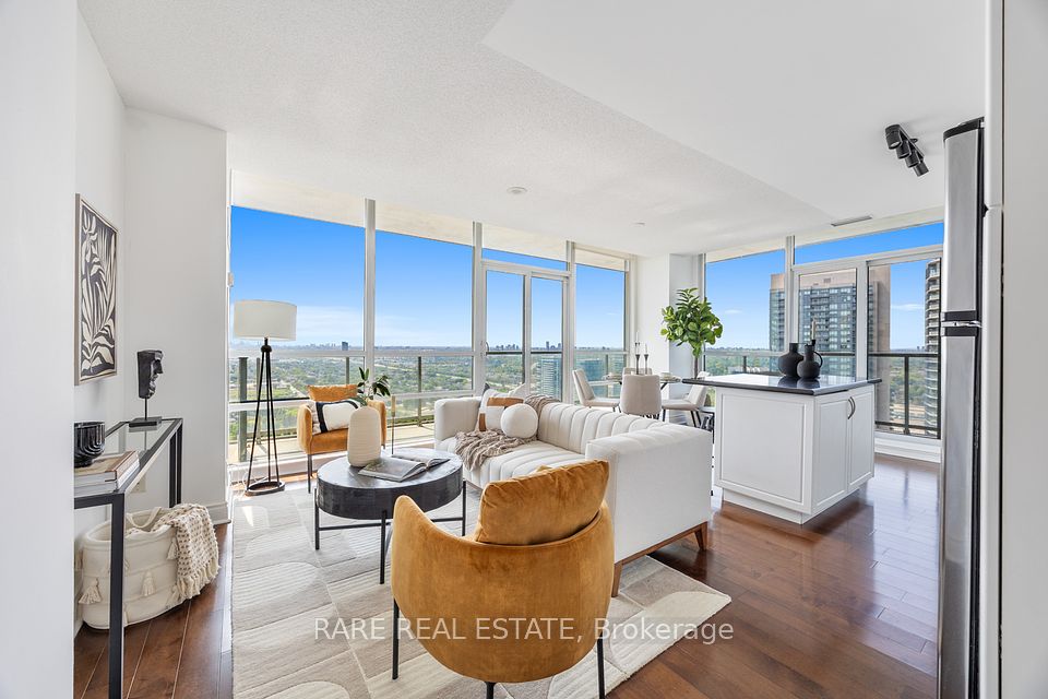 2230 Lake Shore