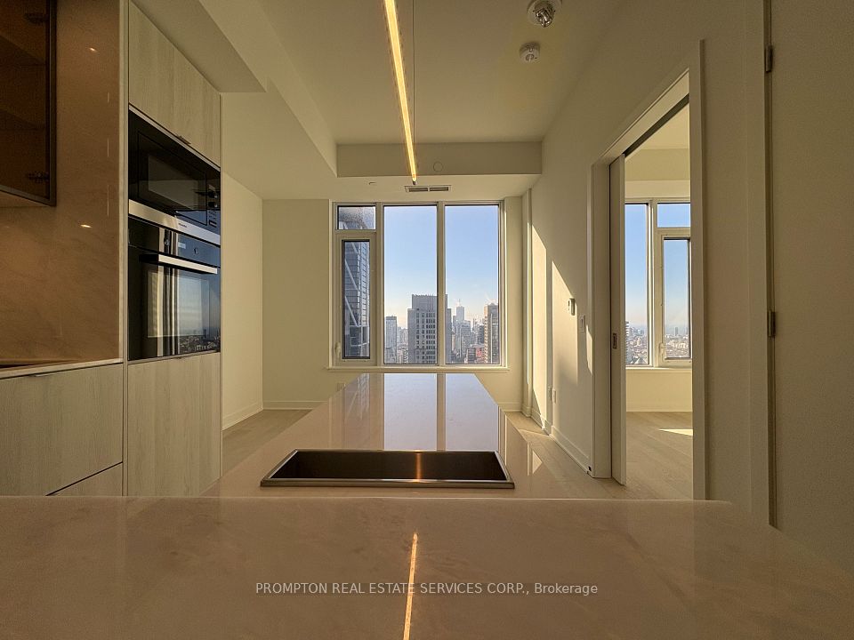 11 Yorkville