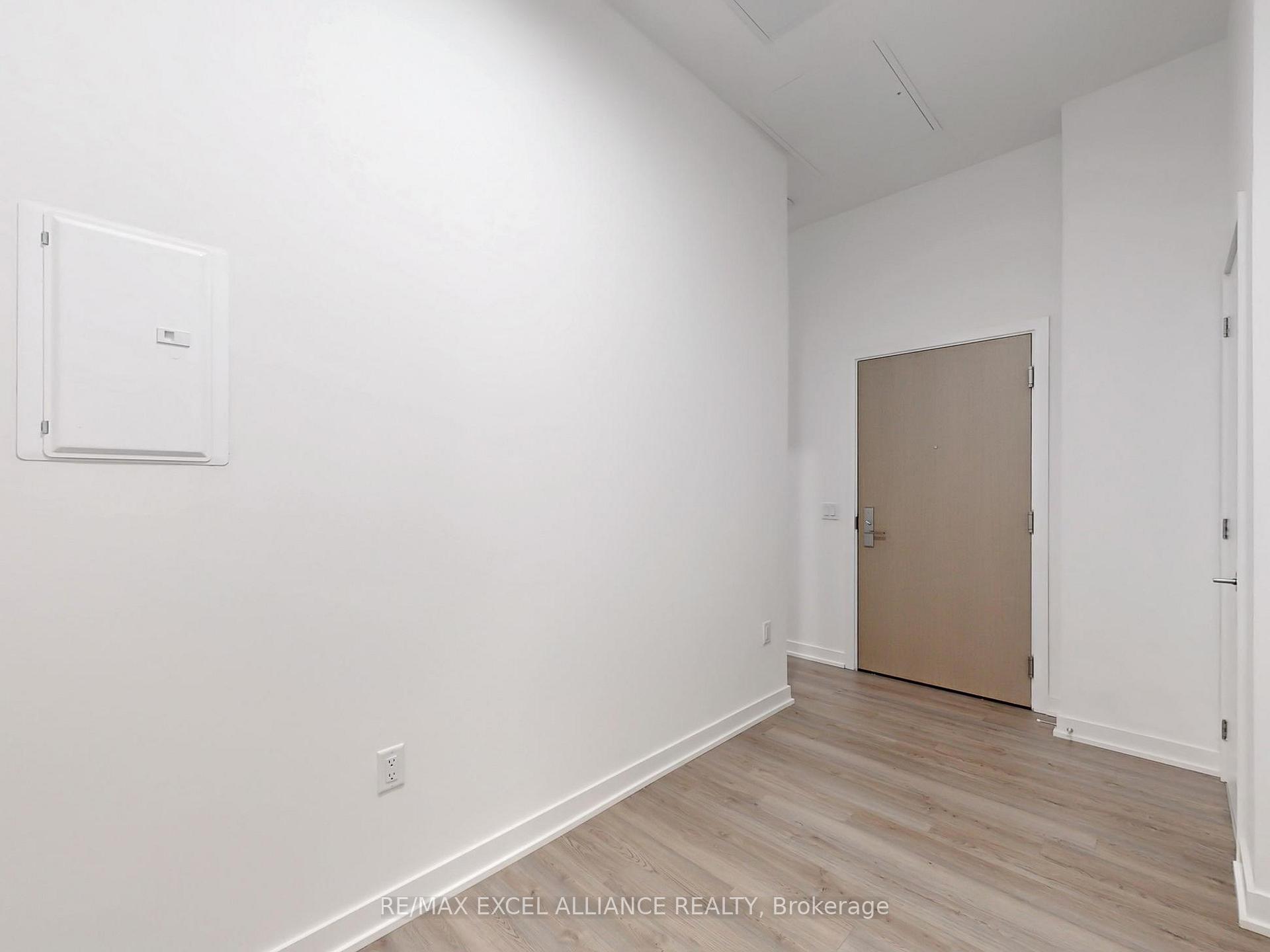 2 Bedrooms Condo at 357 King,  Toronto For sale