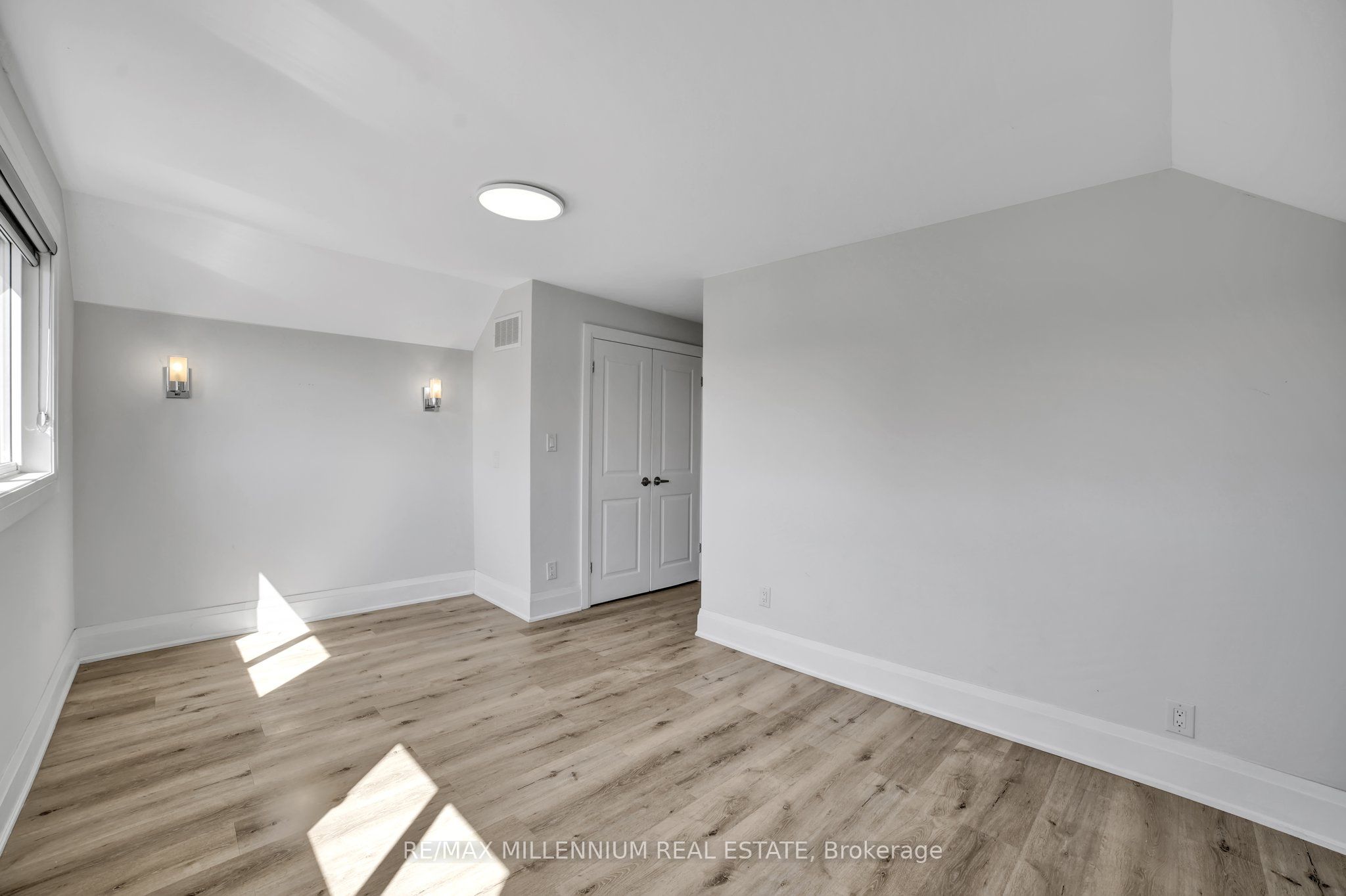 28 Albemarle Street