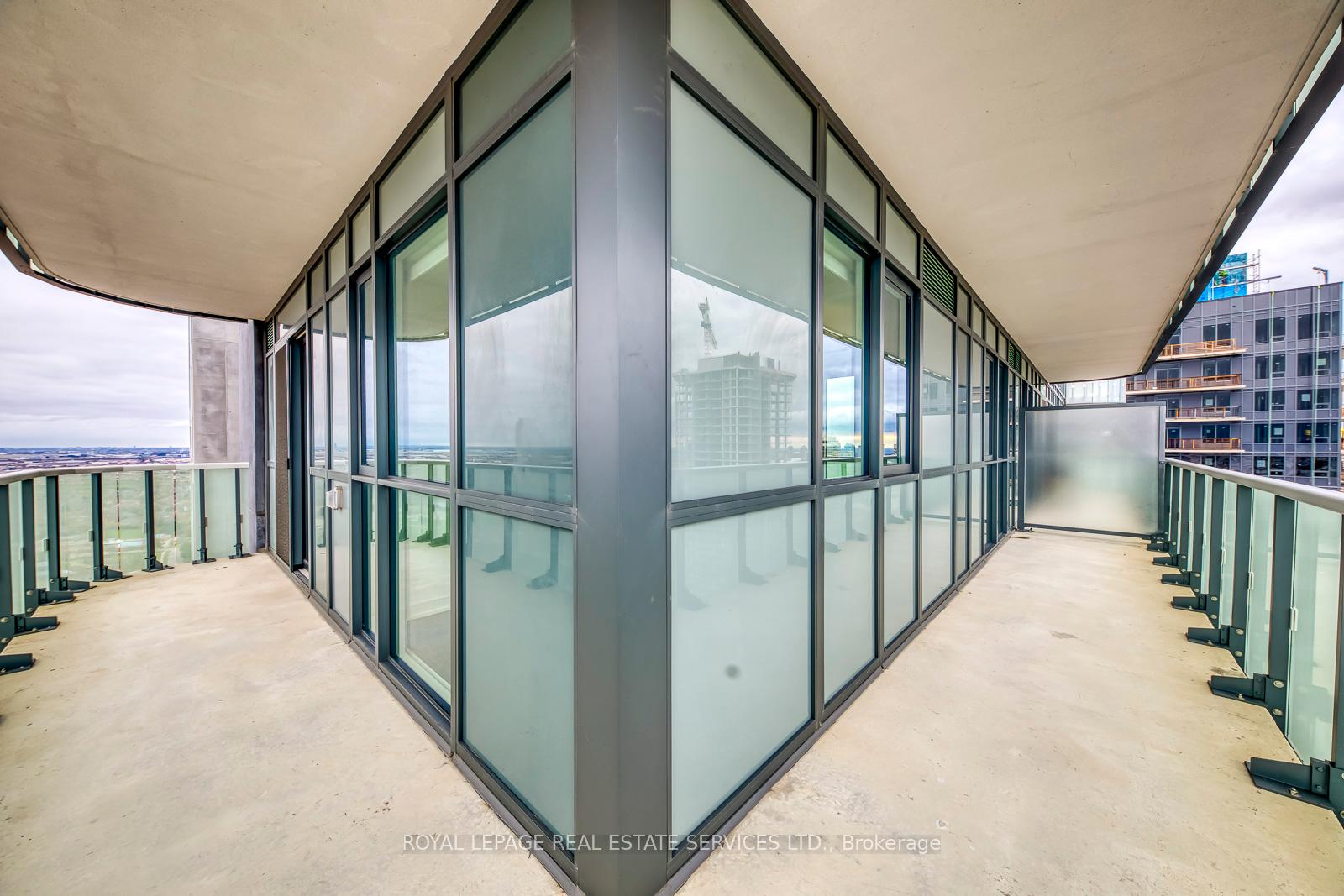 2 Bedrooms Condo at 8 Nahani Way,  Mississauga For sale