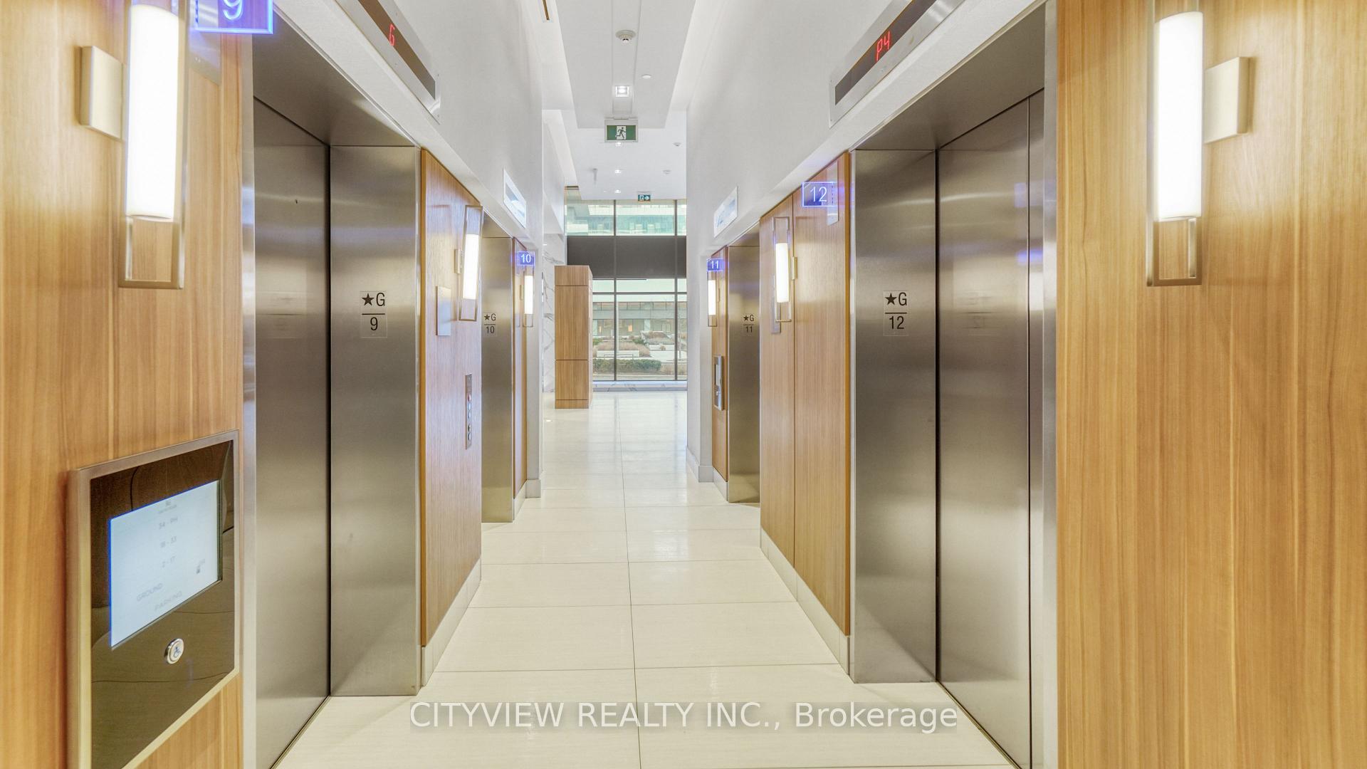 2 Bedrooms Condo at 20 Shore Breeze, Toronto For sale
