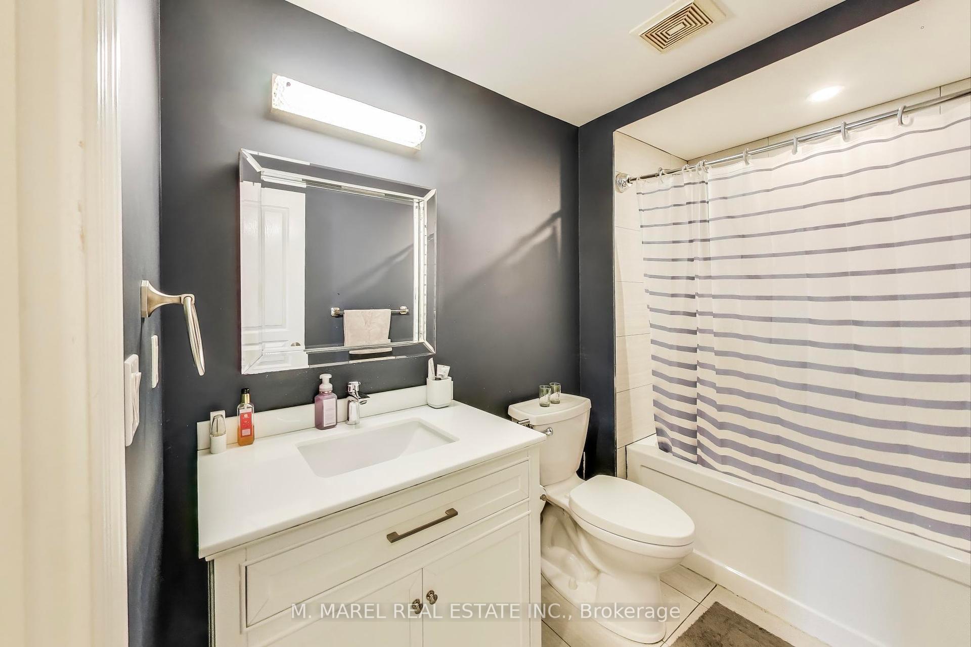 4 Bedrooms Condo at 484 Millen, Hamilton For sale