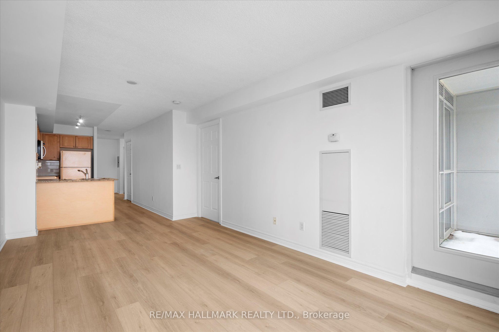 761 Bay Street, #2303