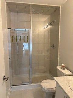 2 Bedrooms Condo at 3421 Ridgeway, Mississauga For sale