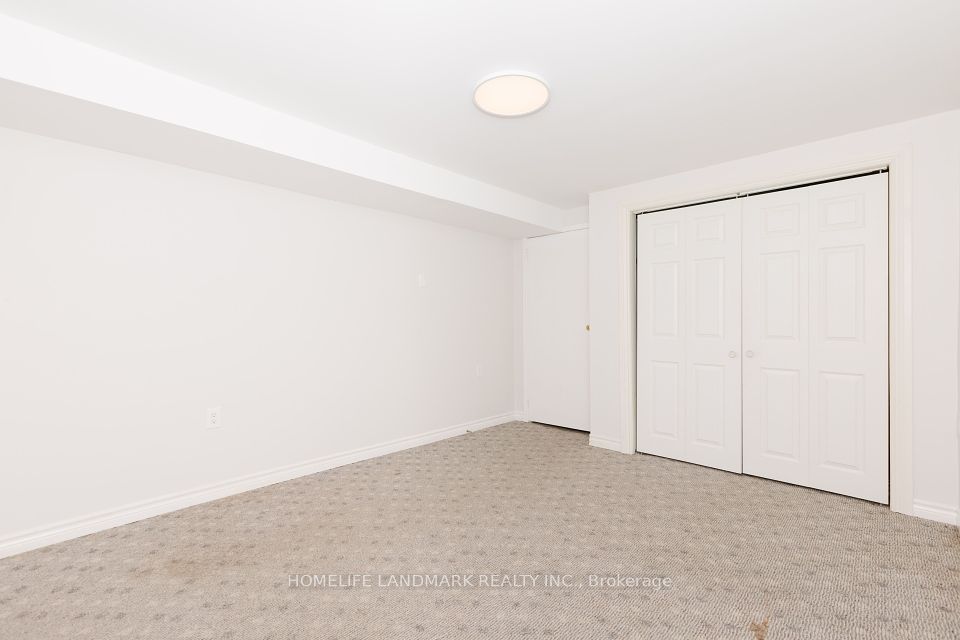 https://trreb-image.ampre.ca/AkntASsYjzqoAEDpzG7oaj-Uh5nNZuQRsFOZnZQDFLs/rs:fit:960:960/wm:.5:so:0:50:.4/wmsh:10/wmt:PHNwYW4gZm9yZWdyb3VuZD0nd2hpdGUnIGZvbnQ9JzY4Jz5IT01FTElGRSBMQU5ETUFSSyBSRUFMVFkgSU5DLiwgQnJva2VyYWdlPC9zcGFuPg/L3RycmViL2xpc3RpbmdzLzQwLzgzLzc4LzIyL3AvM2UzYjAxNGMtY2MwMS00NTJjLWI2M2YtY2Q0MmFmN2RhNmRjLmpwZw.jpg