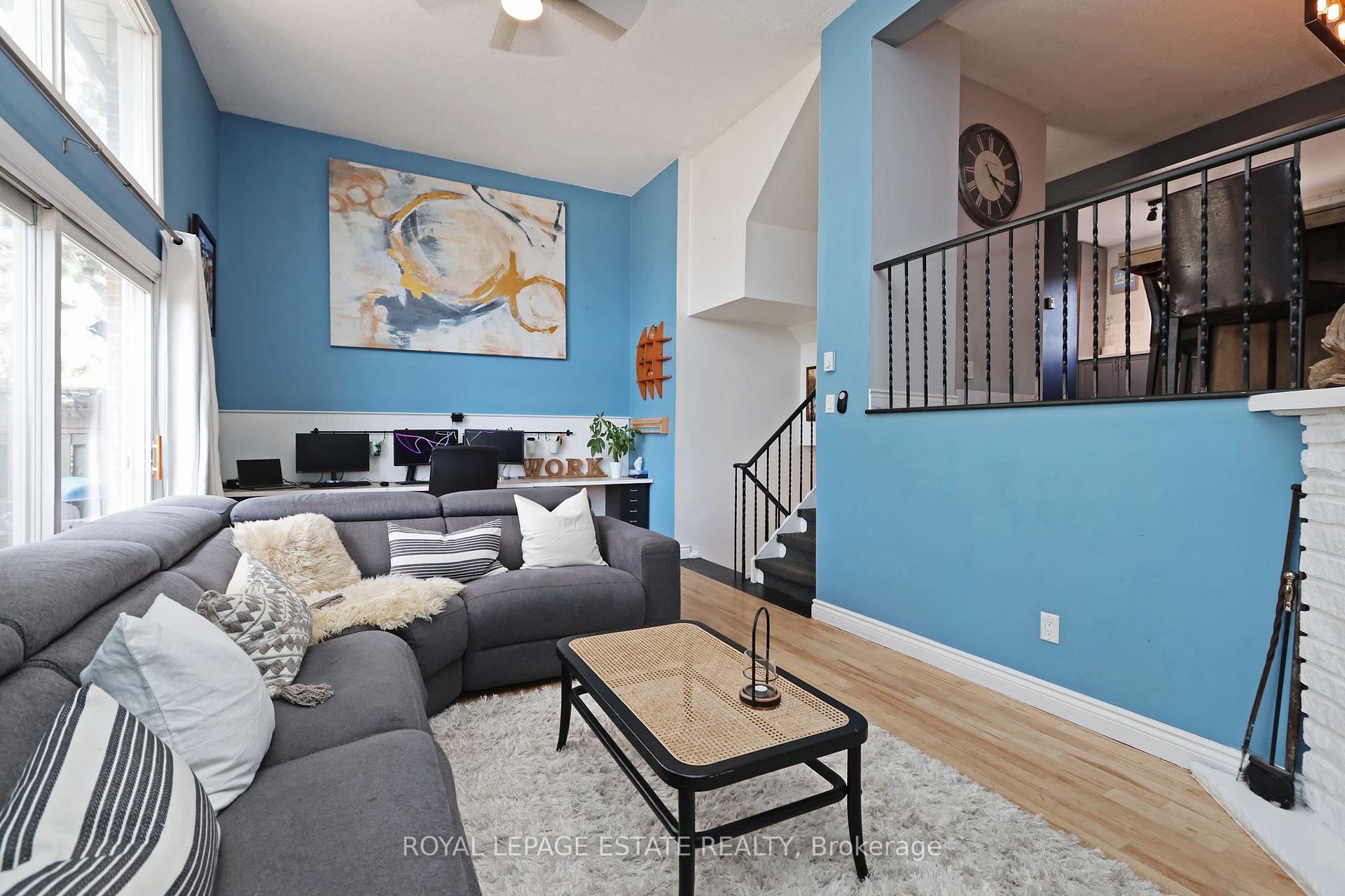 4 Bedrooms Condo at 3100 Kingston, Toronto For sale